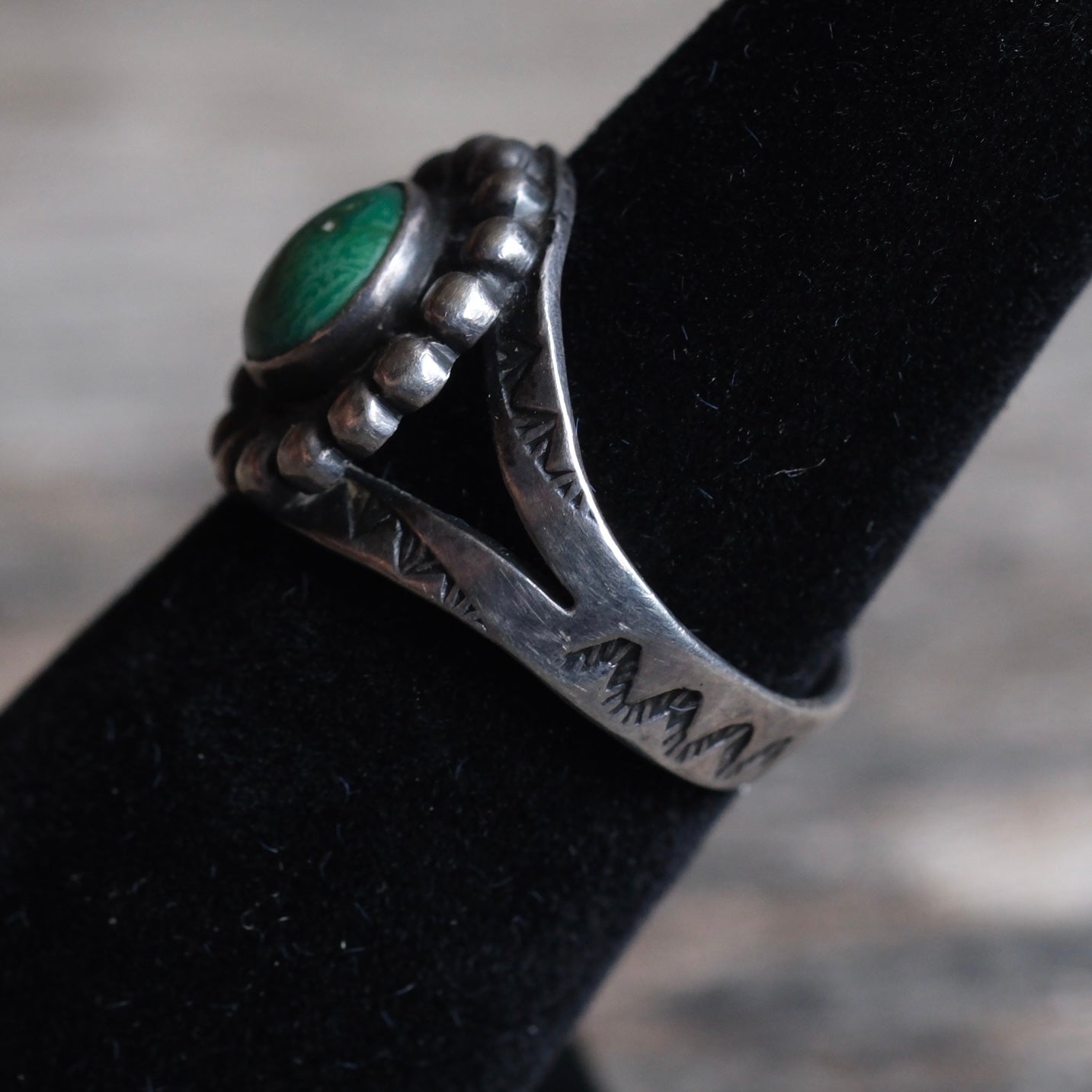 Vintage Sterling Turquoise Stamped Band Ring 5.5