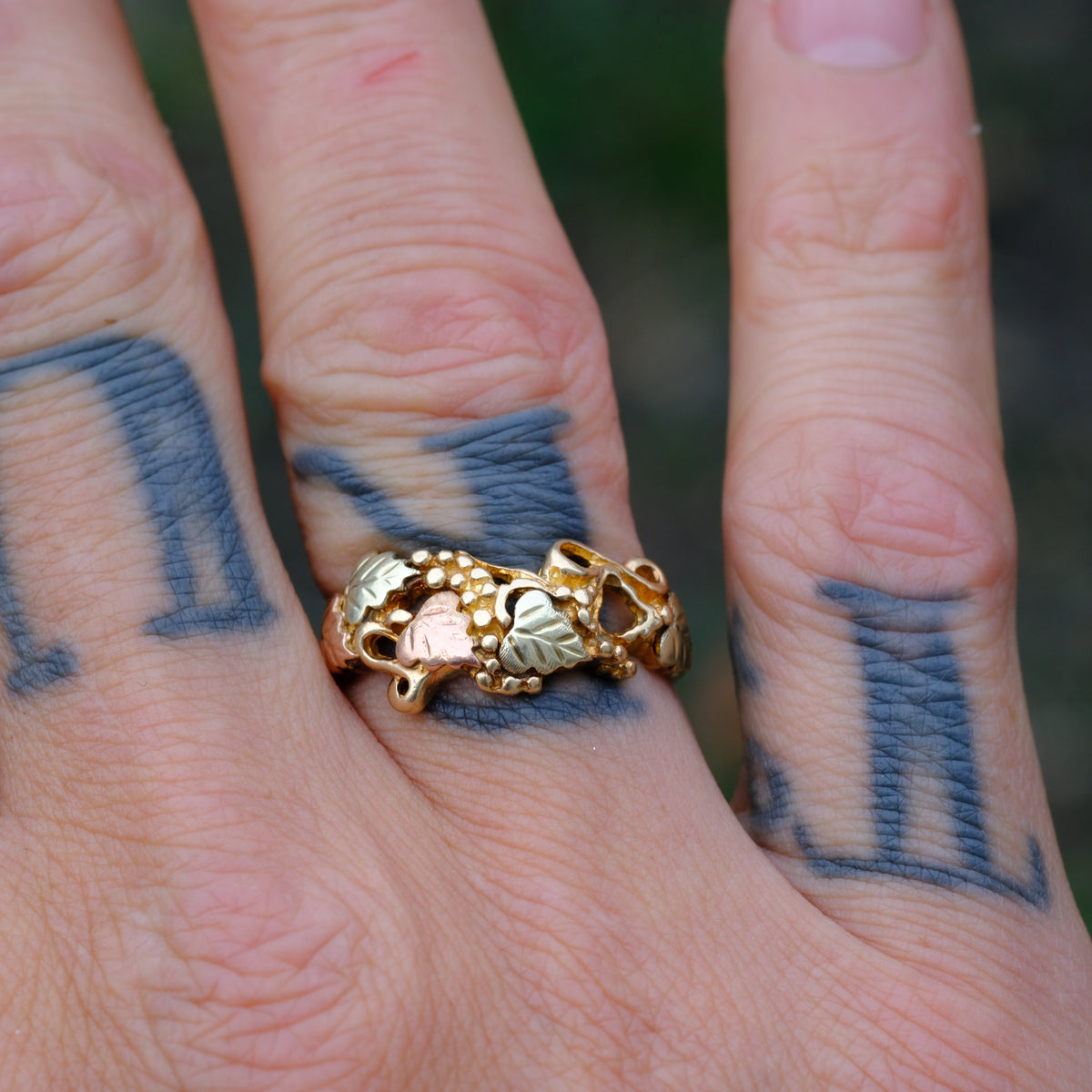 Vintage 10K Solid Gold Leaf Ring 8.5