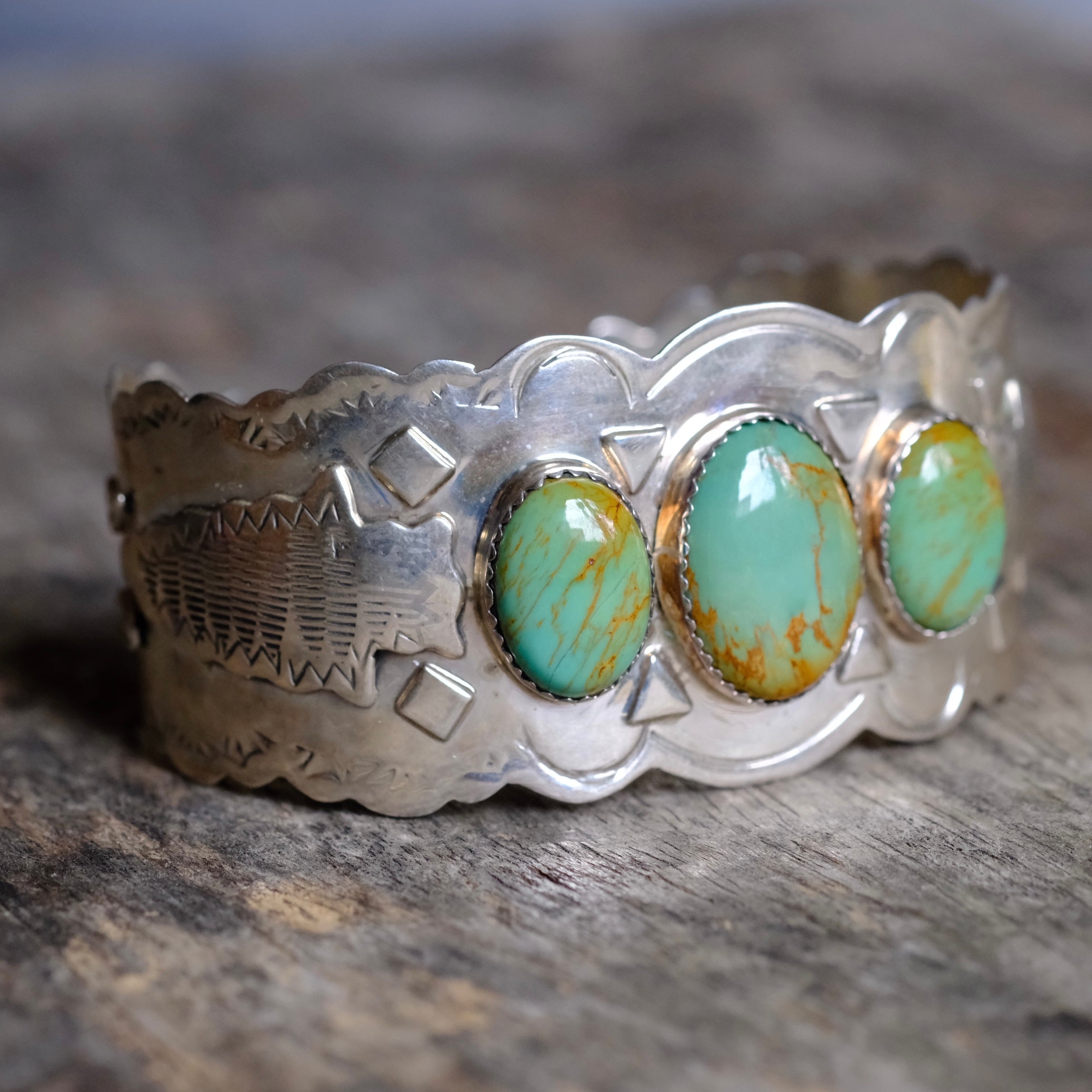 Vintage Sterling 3-Stone Stamped Arrowhead Cuff Bracelet