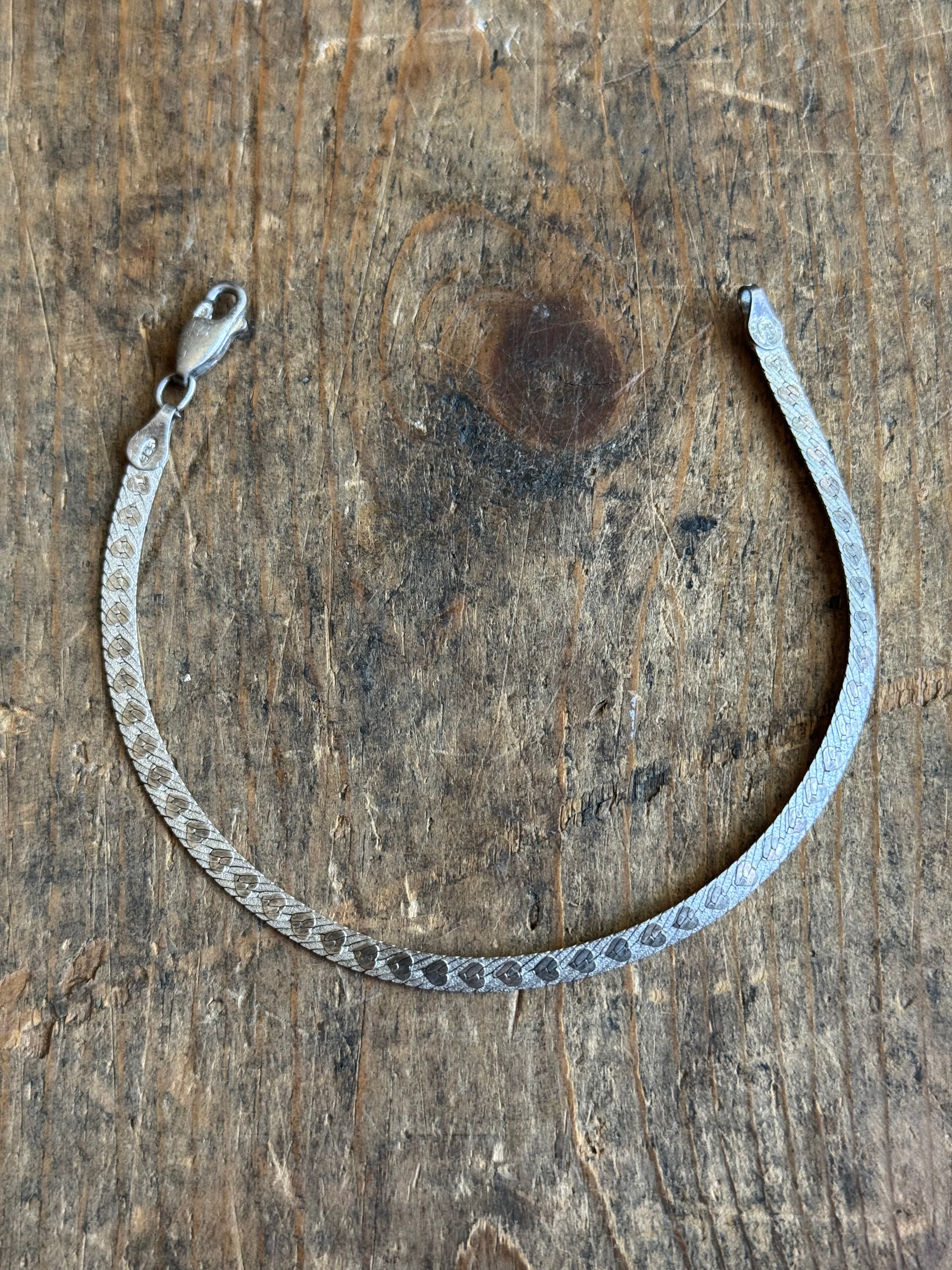 Vintage Sterling Silver Heart Etched Herringbone Chain Bracelet 7"