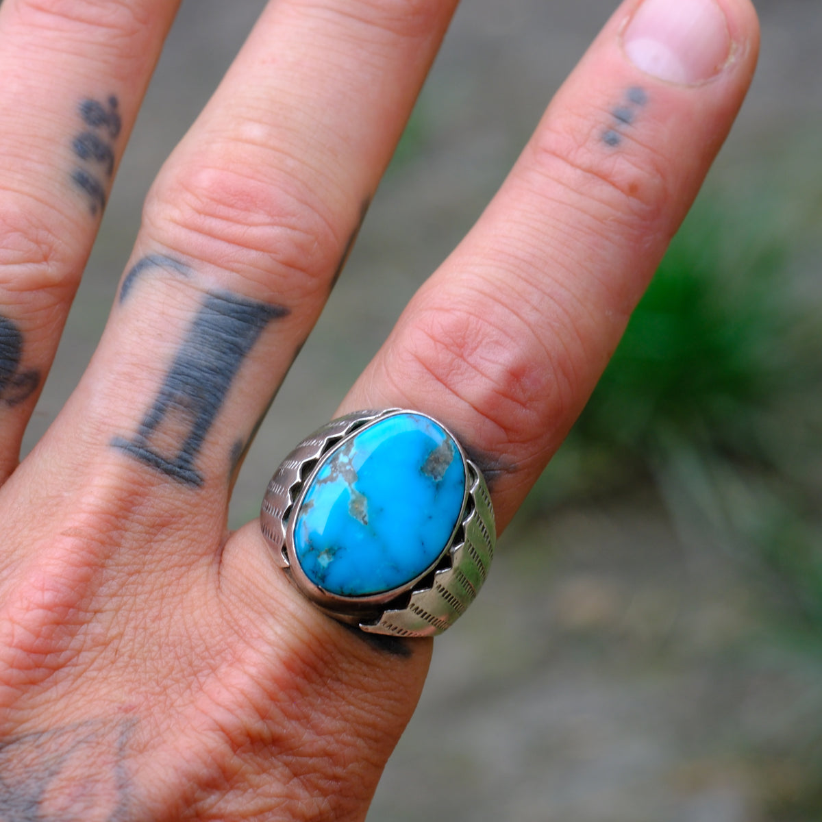 Vintage Sterling Turquoise Ribbed Band Ring 10