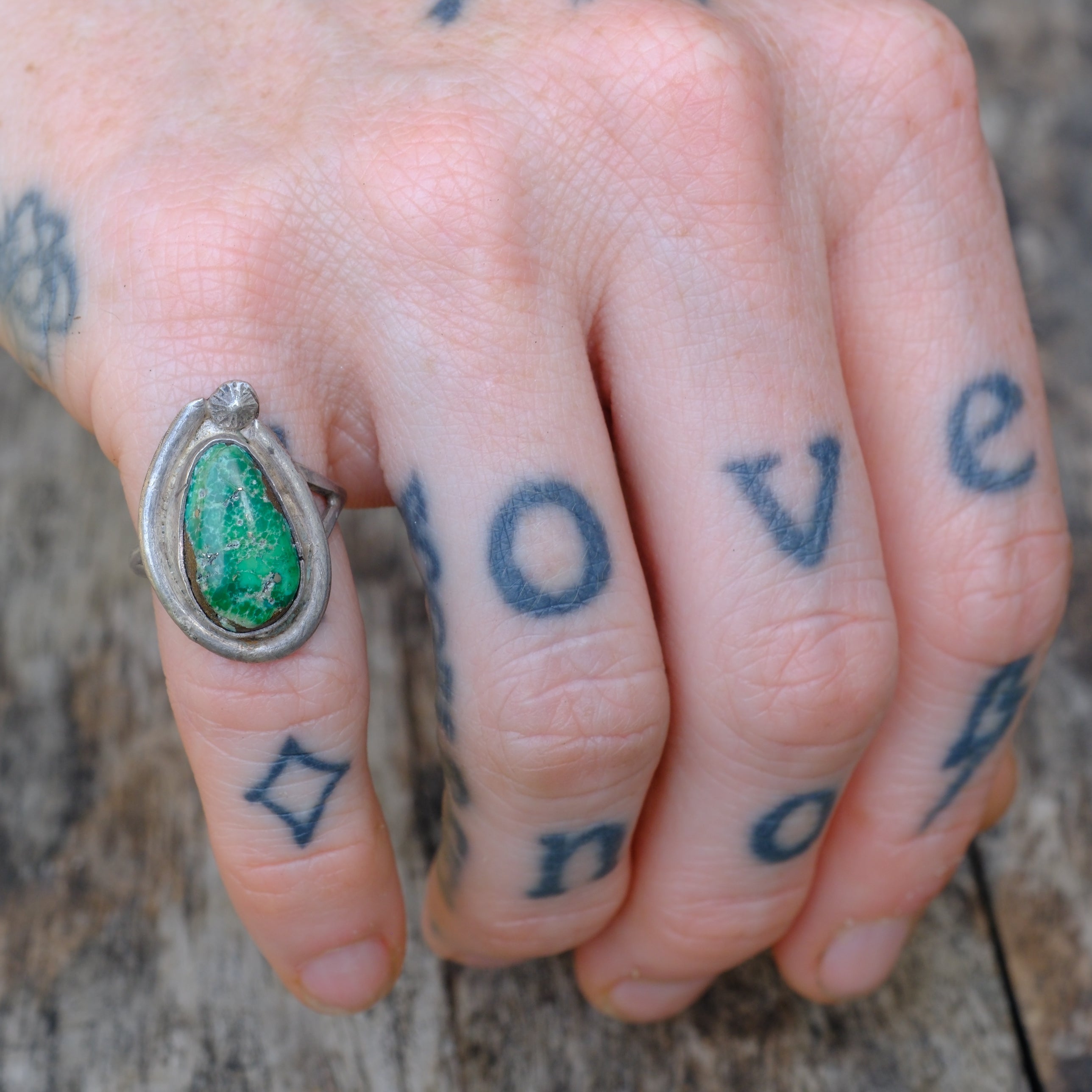 Vintage Sterling Turquoise Ring 4.25