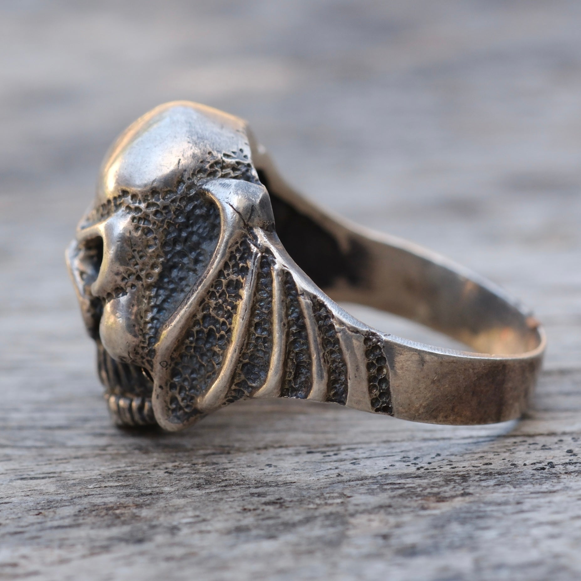 Vintage Sterling Silver Skull Ring 12.5