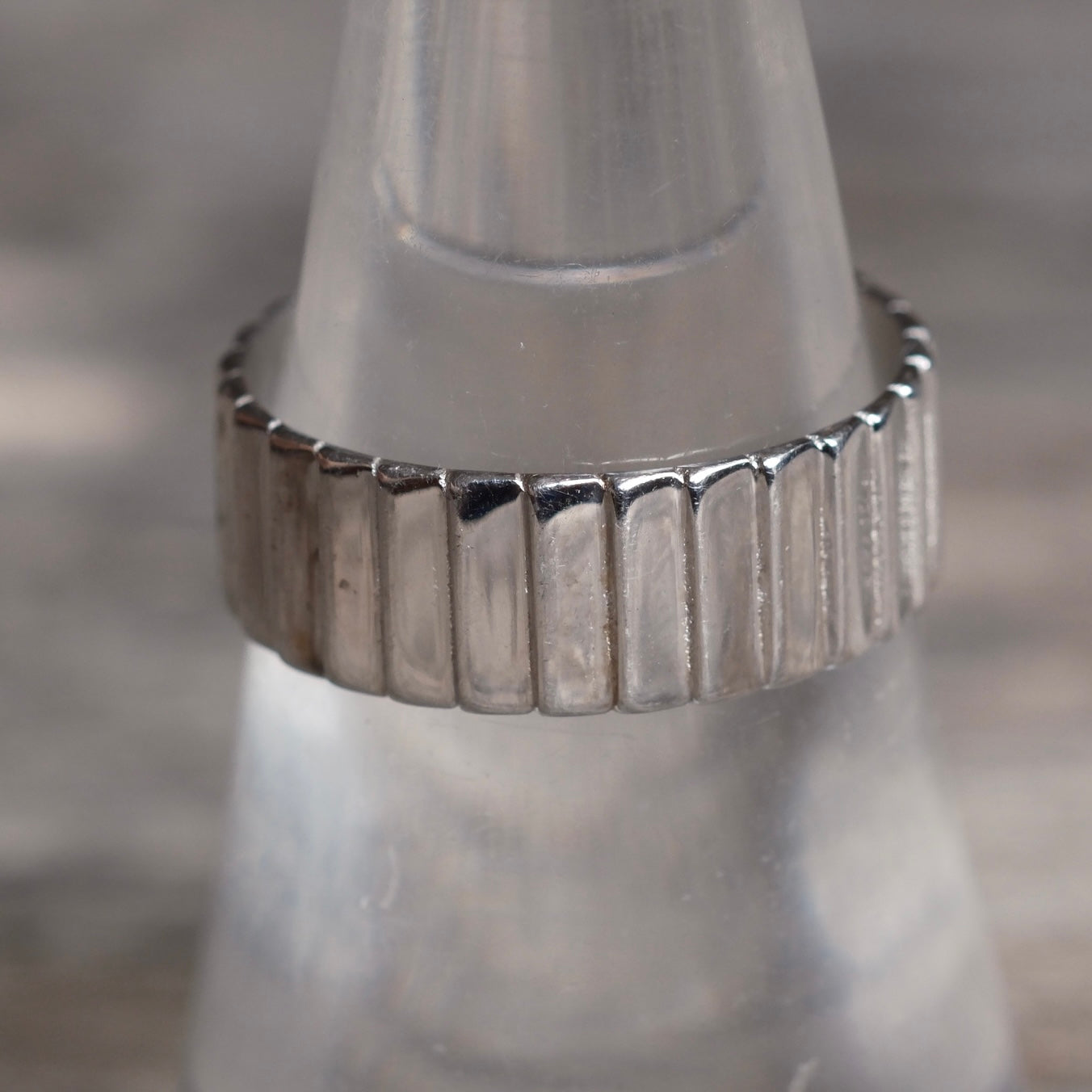 Vintage Sterling Silver Band Ring 7.5