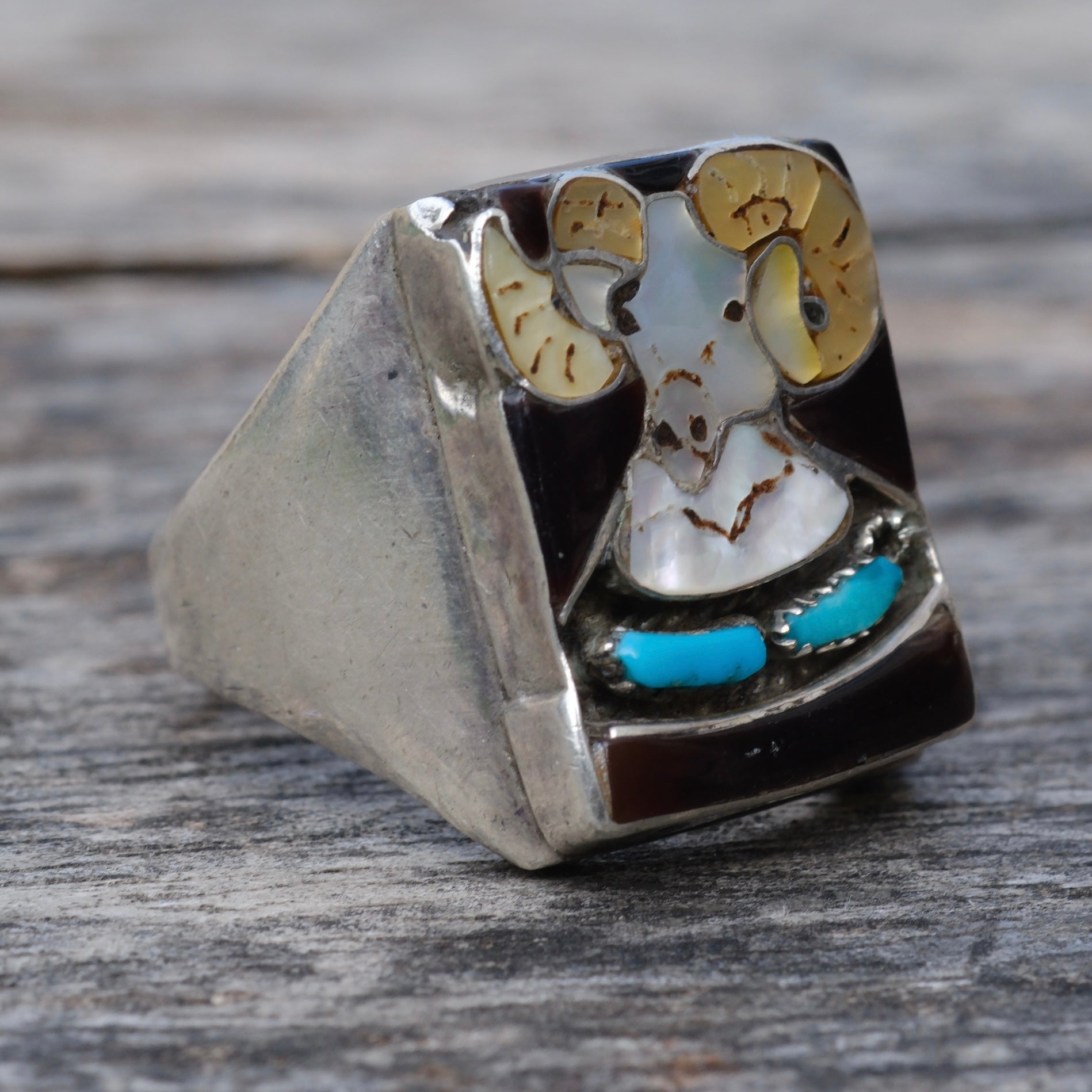 RARE 1960's Vintage Sterling Ram Inlay Ring 10.75