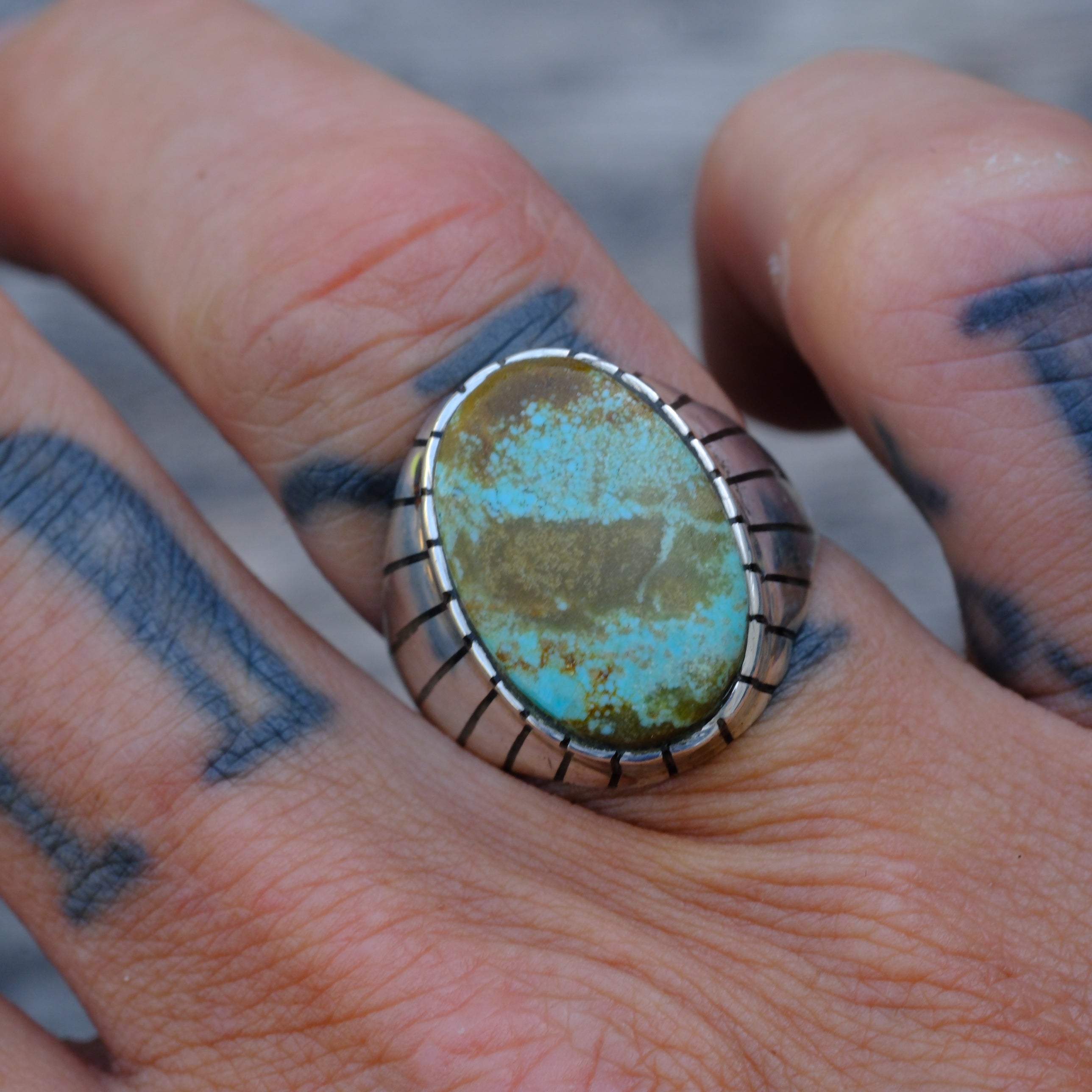 Vintage Sterling Turquoise Ribbed Band Ring 8.75