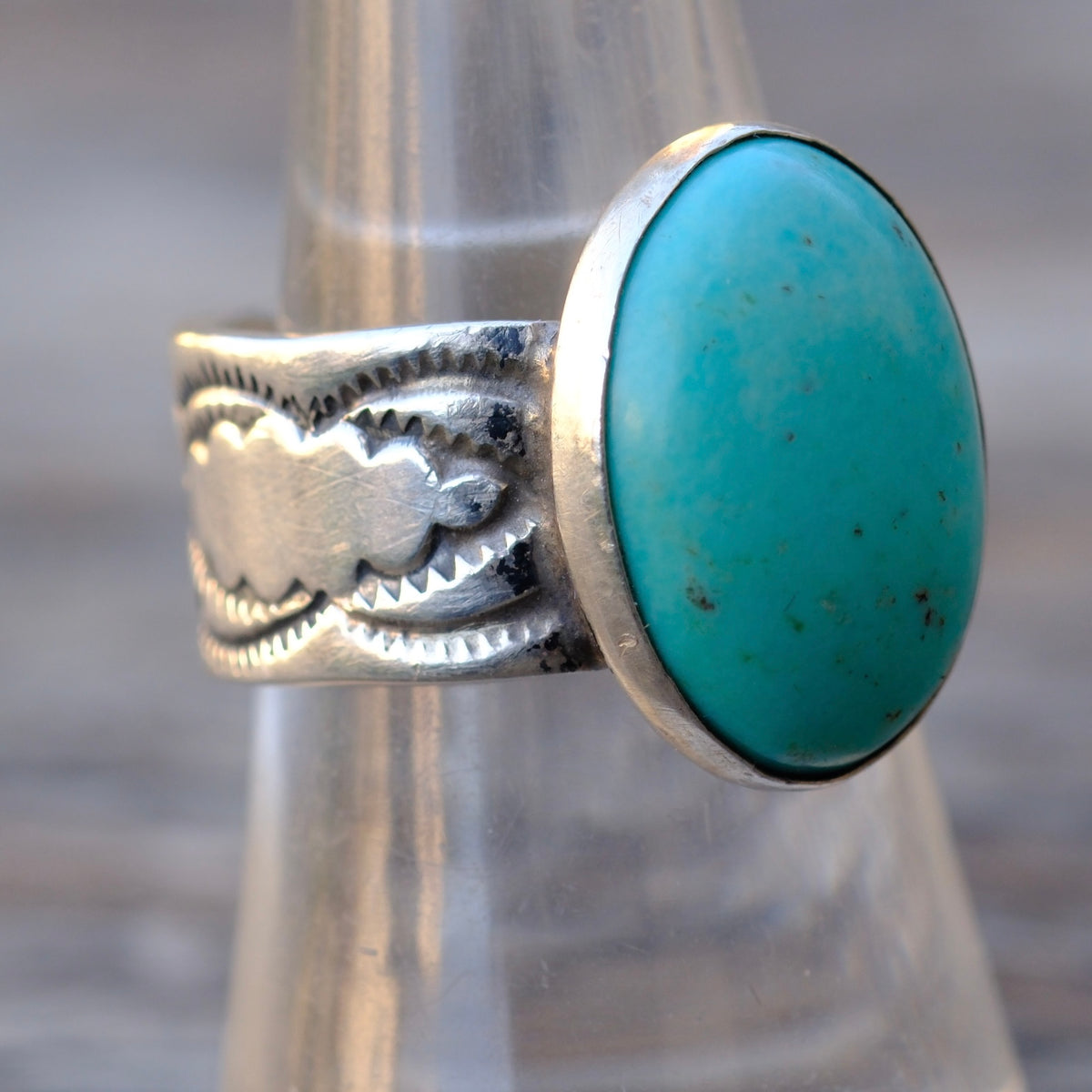 Vintage Sterling Turquoise Stamped Band Ring 7.5