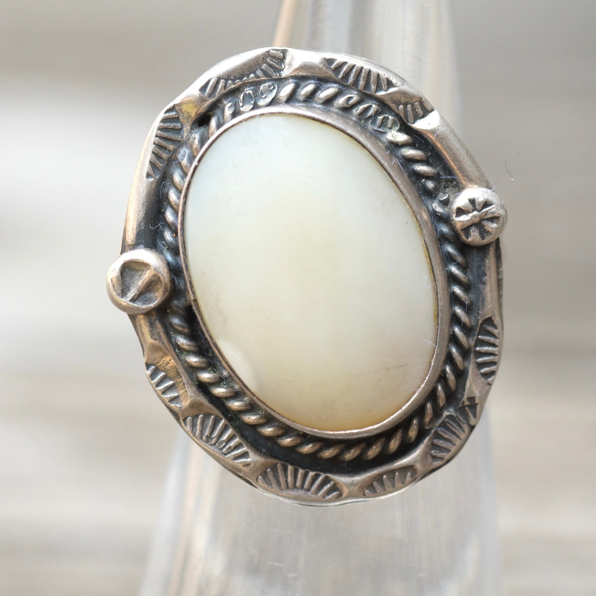 Vintage Sterling Mother Of Pearl Roper Ring 5