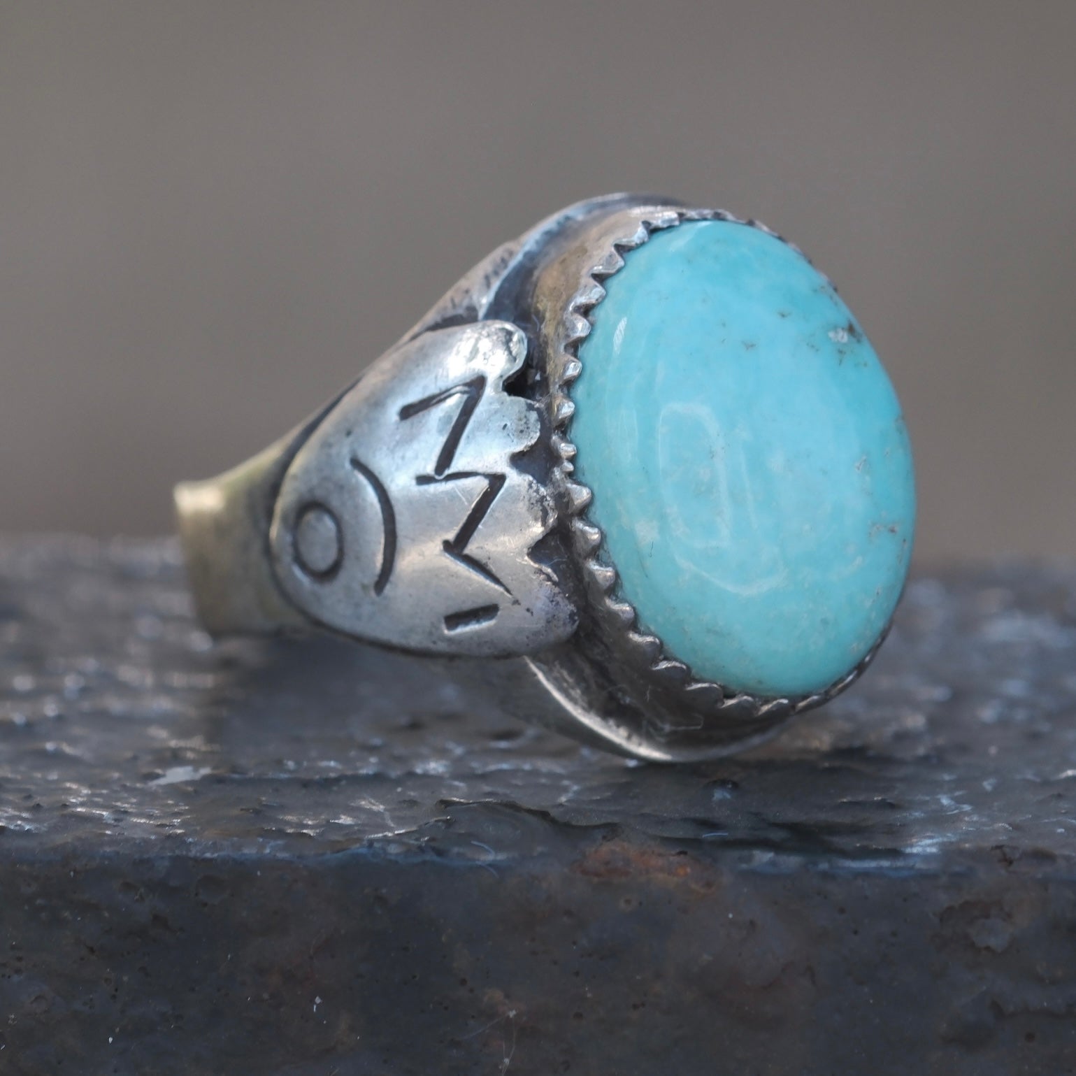 Vintage Sterling Turquoise Stamped Band Ring 8