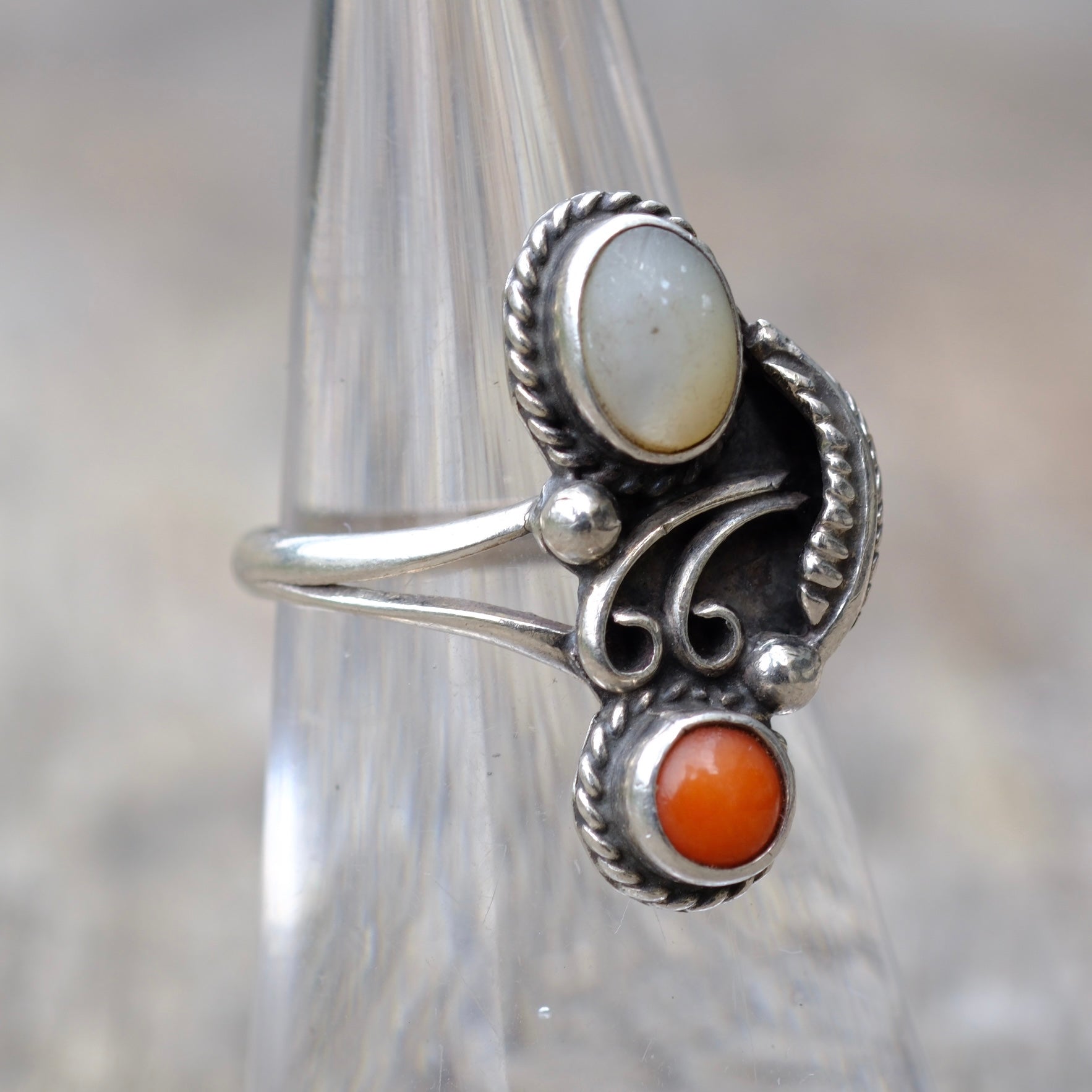 Vintage Sterling Coral and MOP Feather Ring 6.25