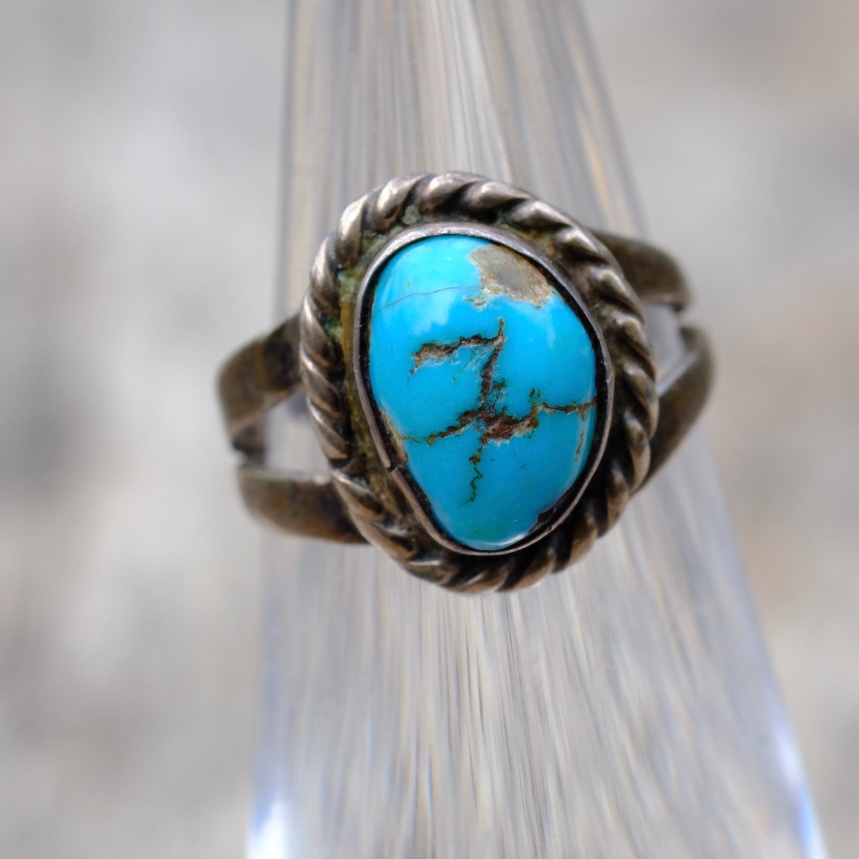 Vintage Sterling Turquoise Roper Ring 2.75