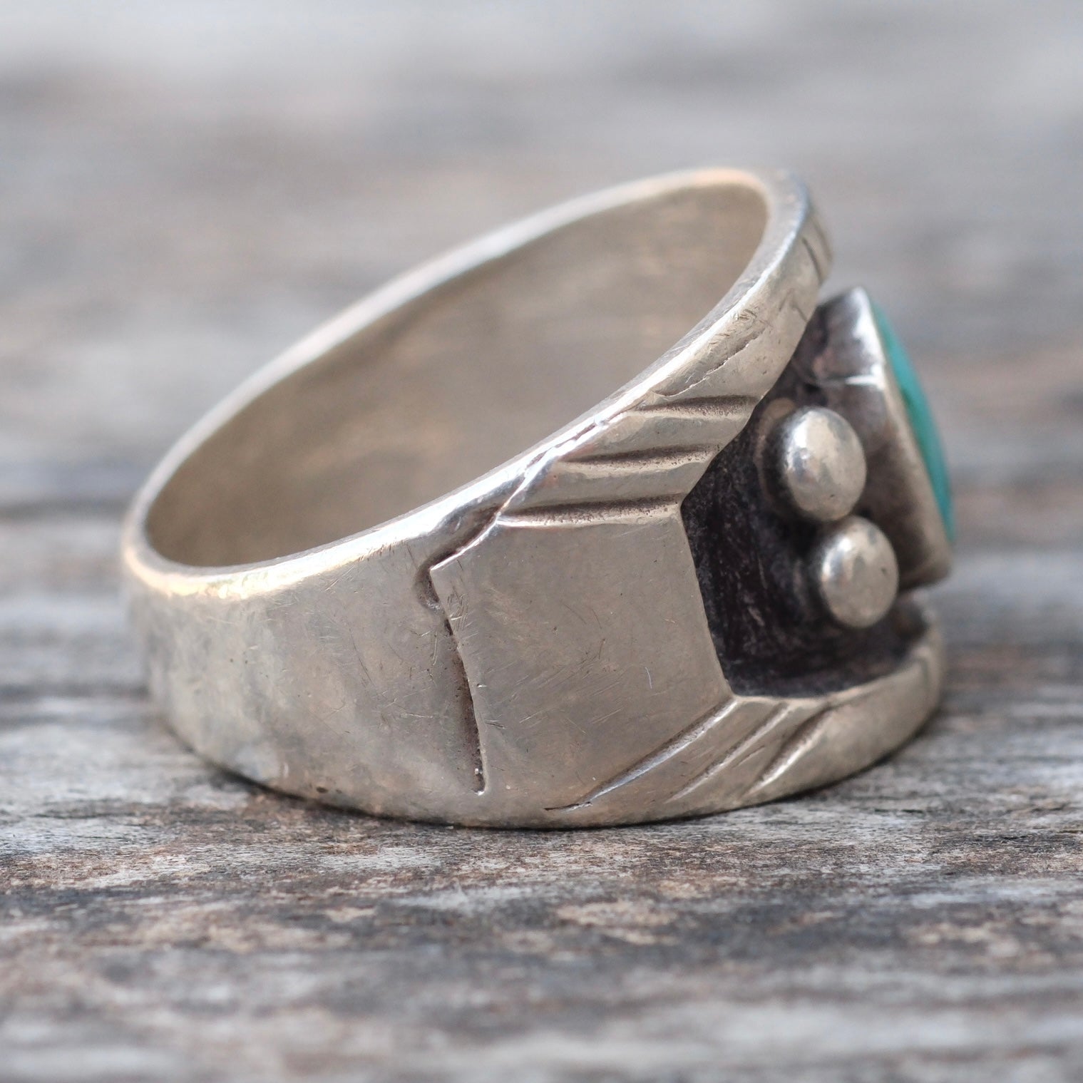 Vintage Sterling Turquoise Wide Band Ring 10.75