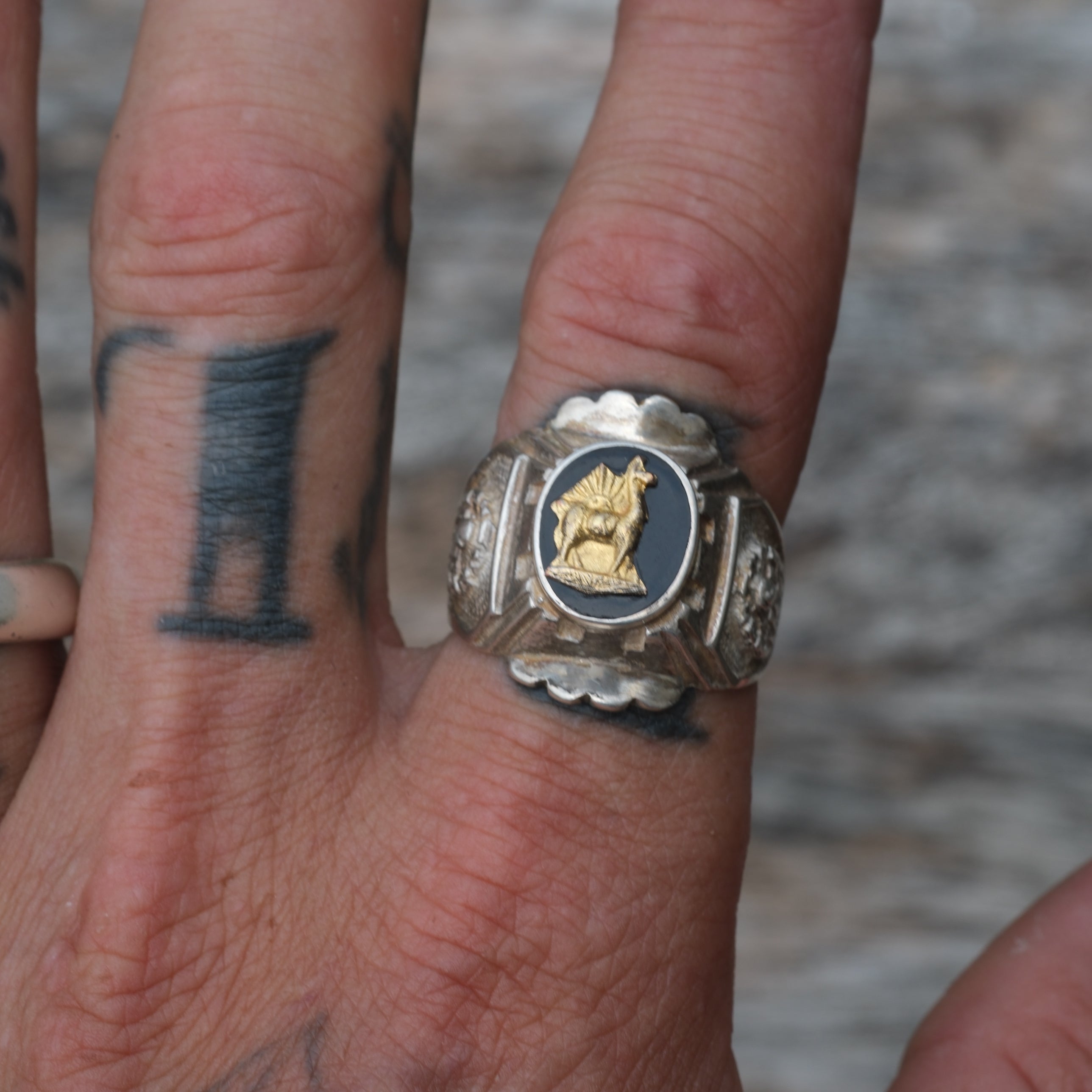 Vintage Sterling Peru Souvenir Ring 10.75