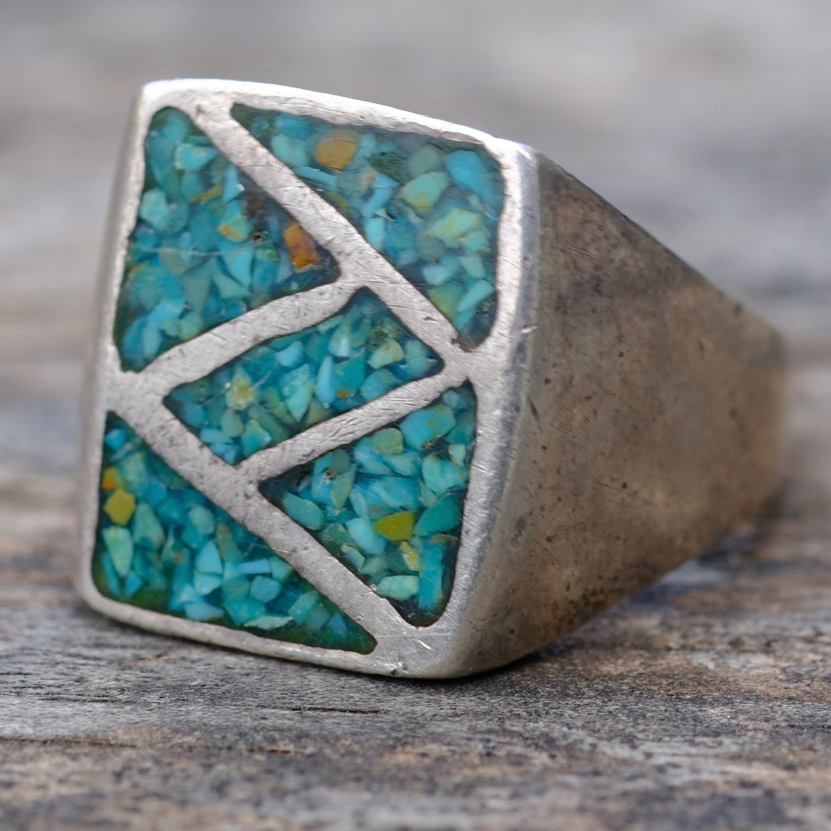 Vintage Sterling Crushed Turquoise Inlay Ring 9.75