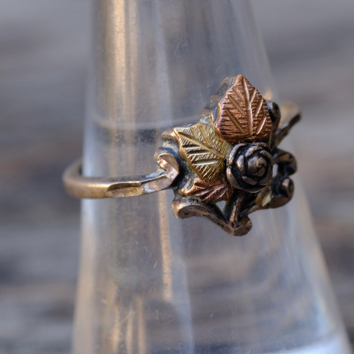 Vintage Sterling and Gold Leaf Ring 7.25