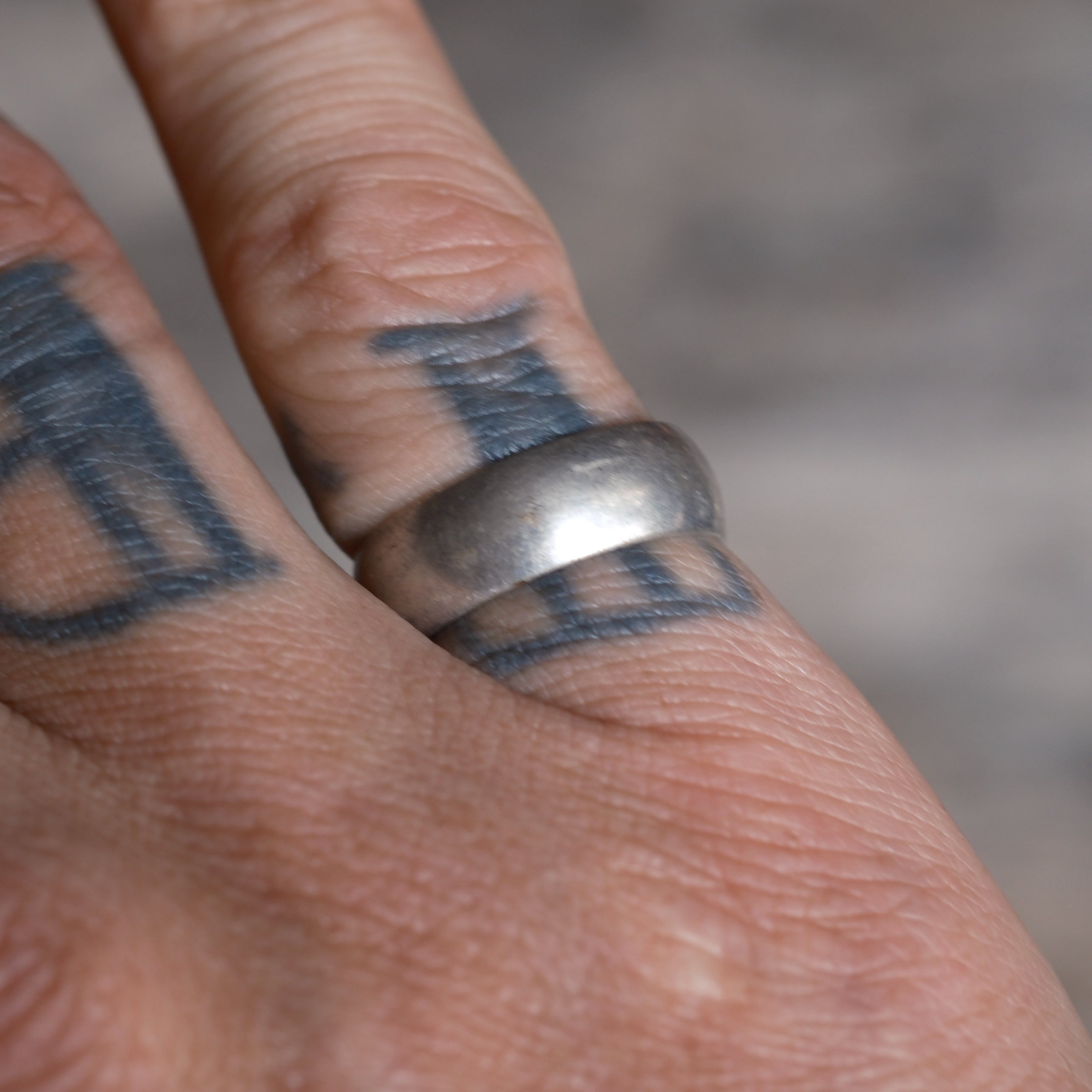 Vintage Sterling Silver Band Ring 6.75