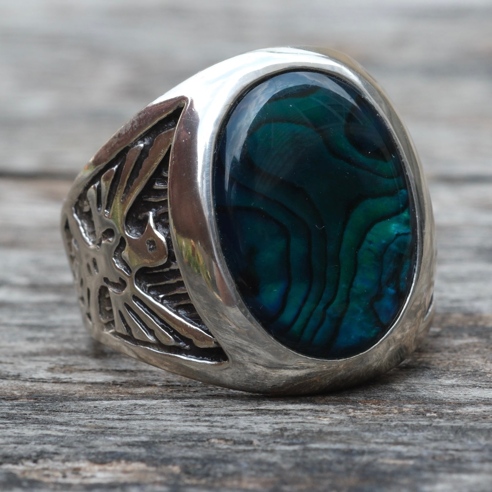 Vintage Sterling Blue Abalone Thunderbird Ring 8.75