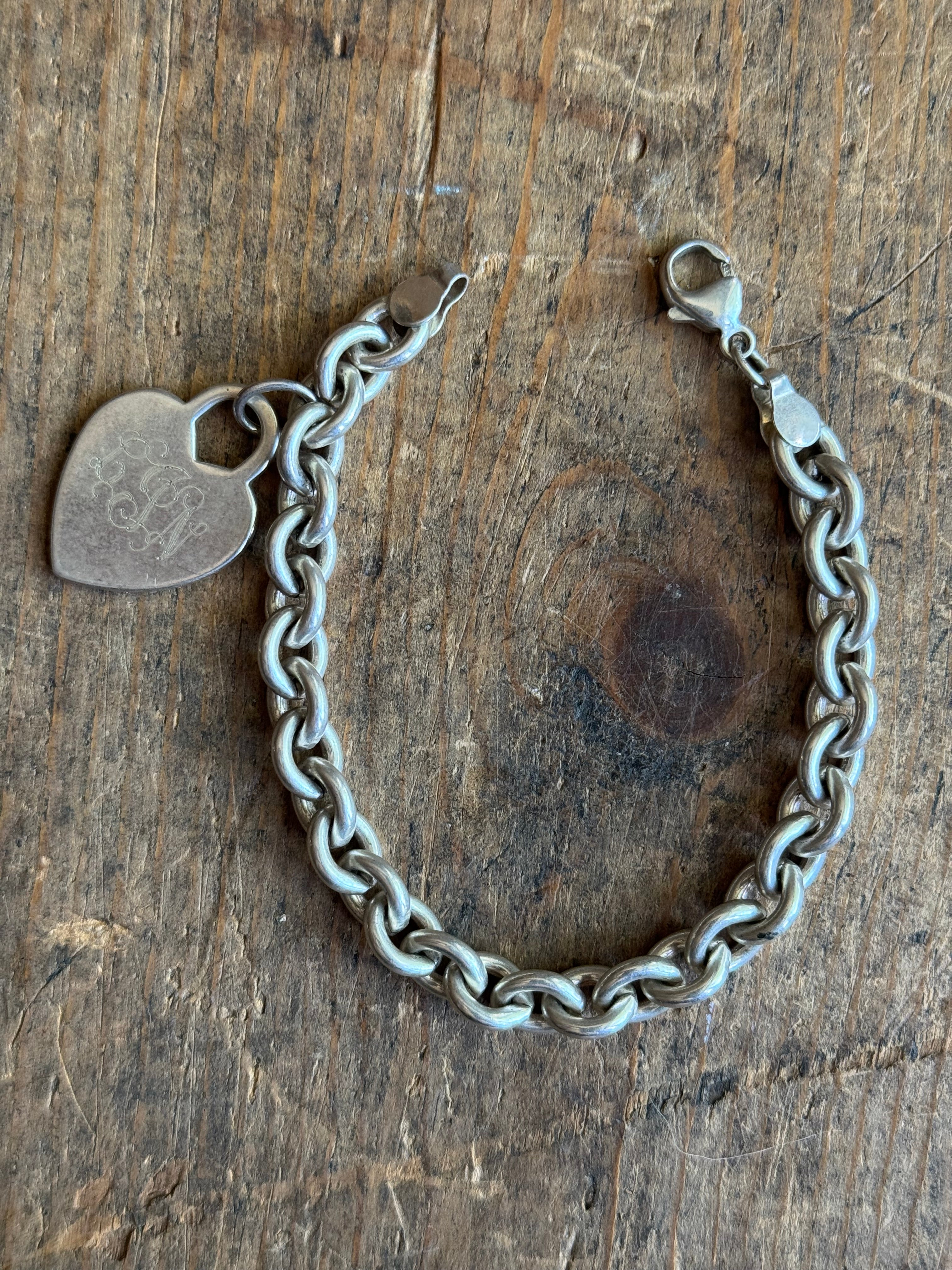 Vintage Sterling Silver Oval Cable Heart Charm Bracelet 7.25"