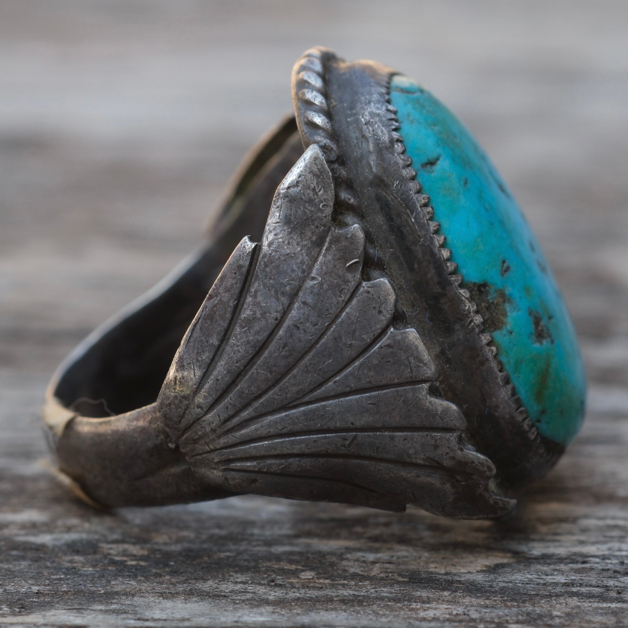 Vintage Sterling Turquoise Ribbed Band Ring 10.25