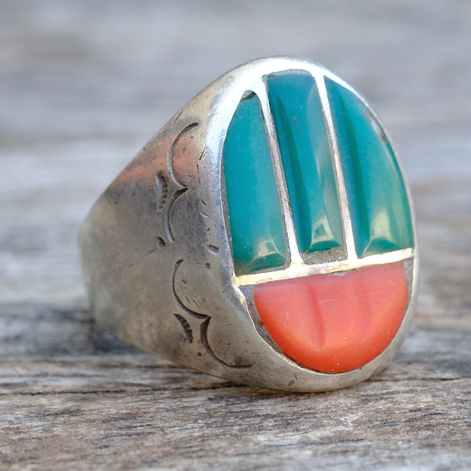 Vintage Sterling Turquoise and Coral Stamped Band Ring 7.5