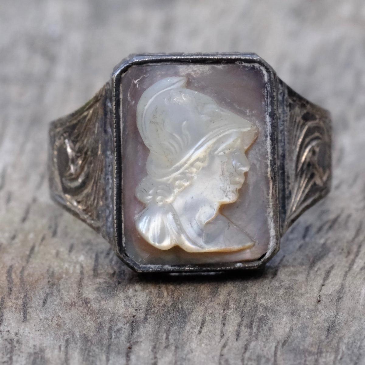 Vintage Sterling Abalone Cameo Signet Ring 10.75
