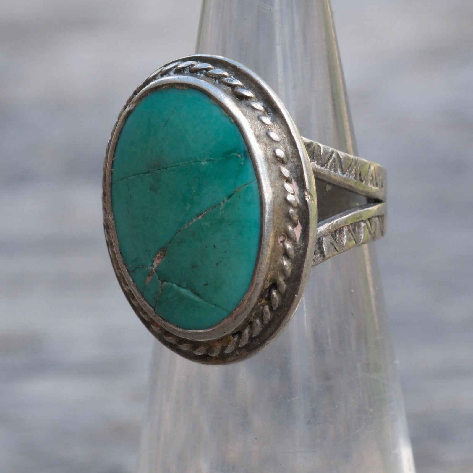 Vintage Sterling Turquoise Roper Ring 2.25