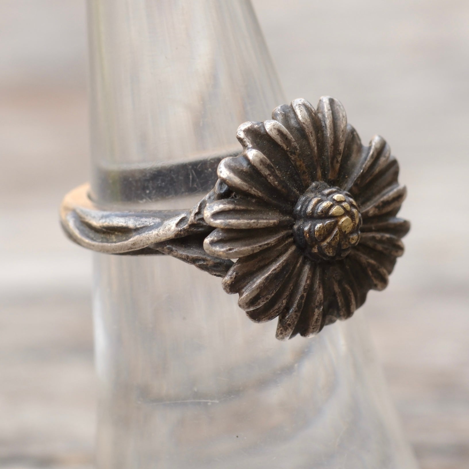 Vintage Sterling Flower Ring 5.75