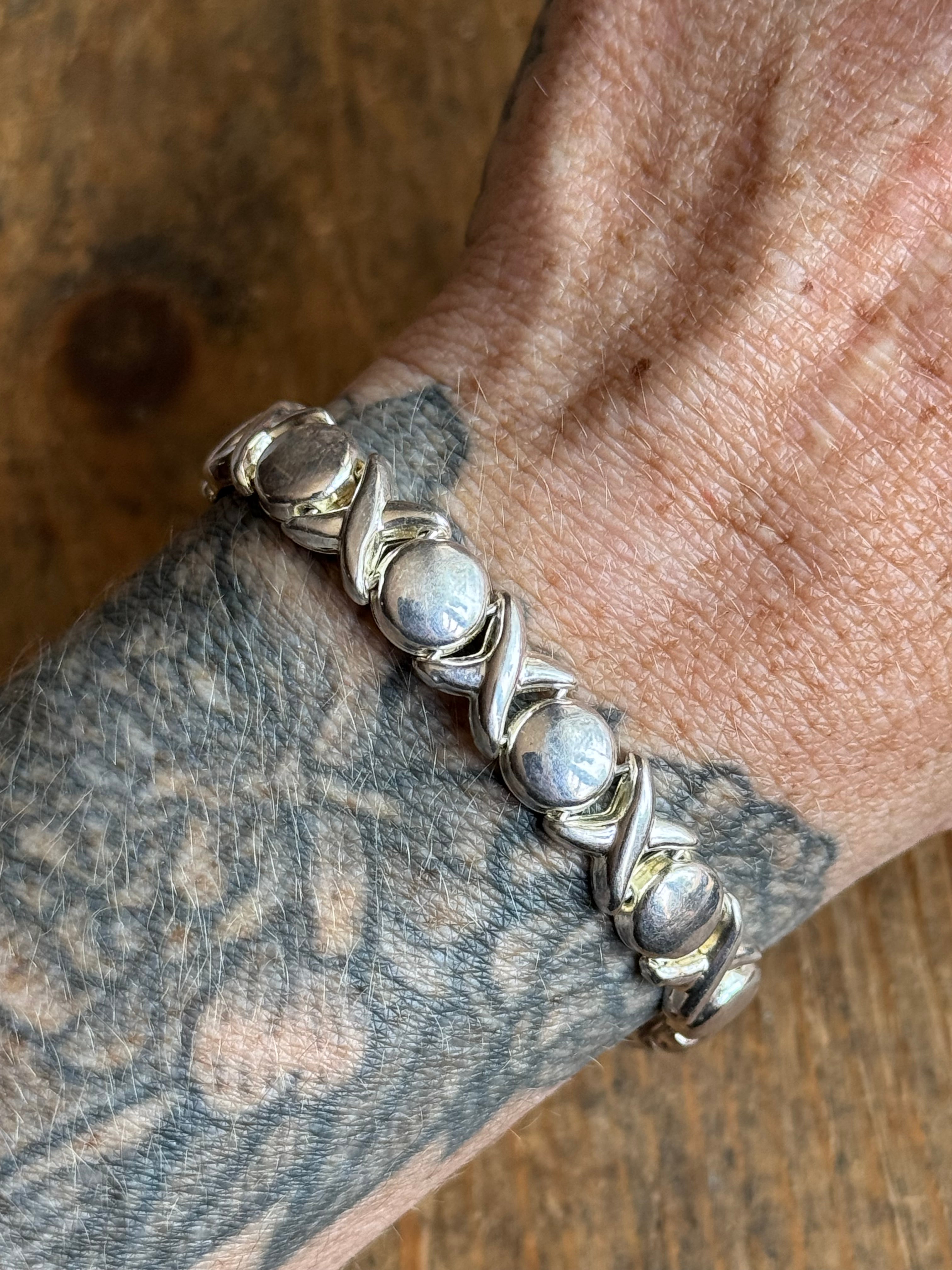 Vintage Sterling Silver 7” ‘XO’ Link Bracelet