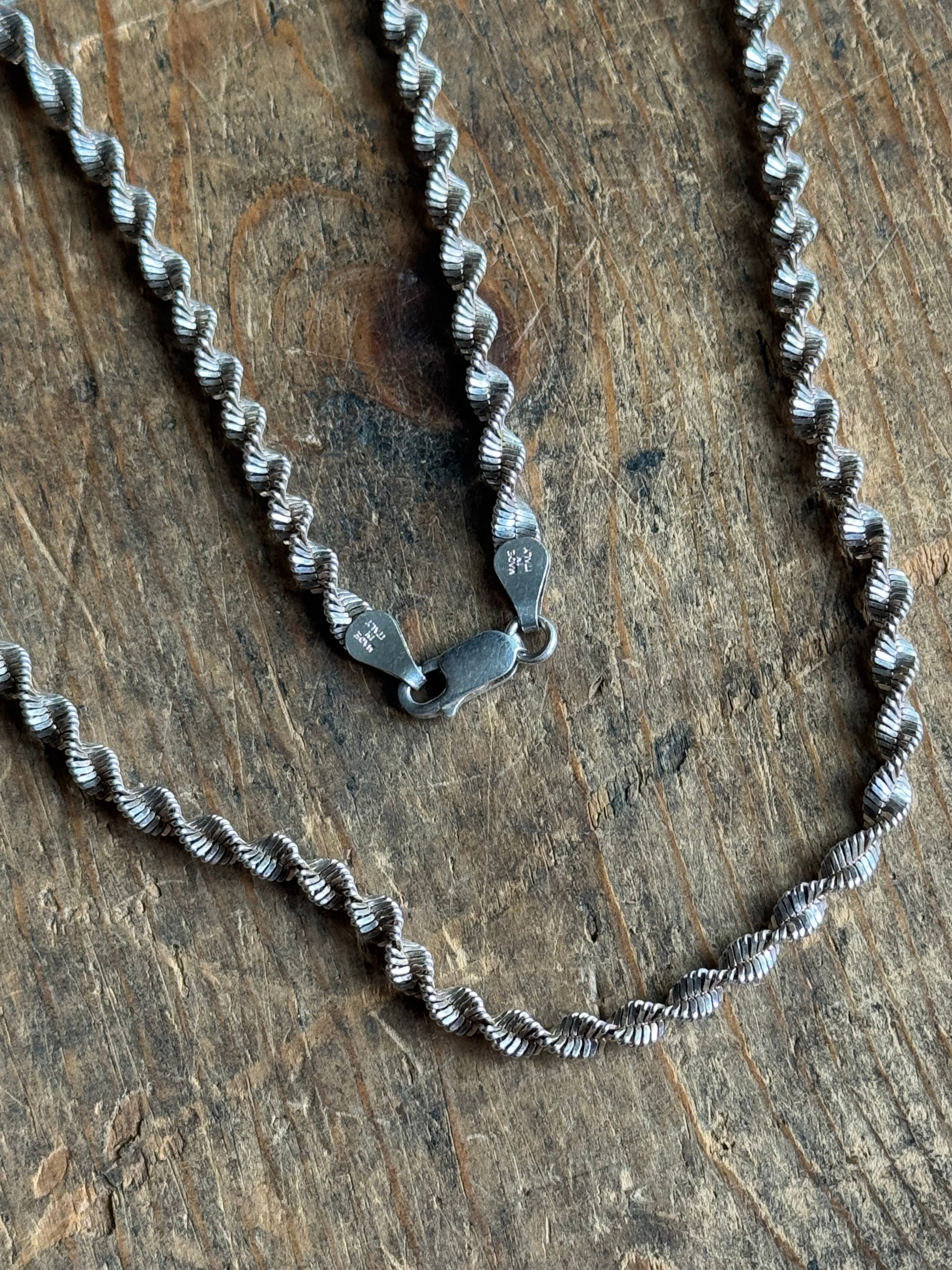 Vintage Sterling Silver 20” Twisted Herringbone Chain