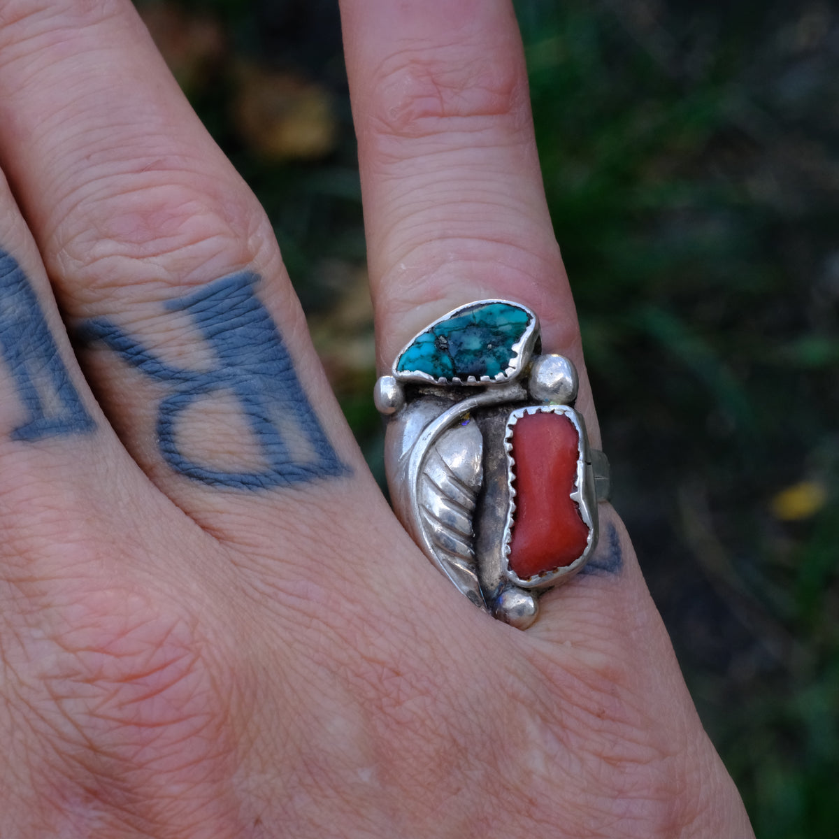 Vintage Sterling Turquoise and Coral Feather Ring 5