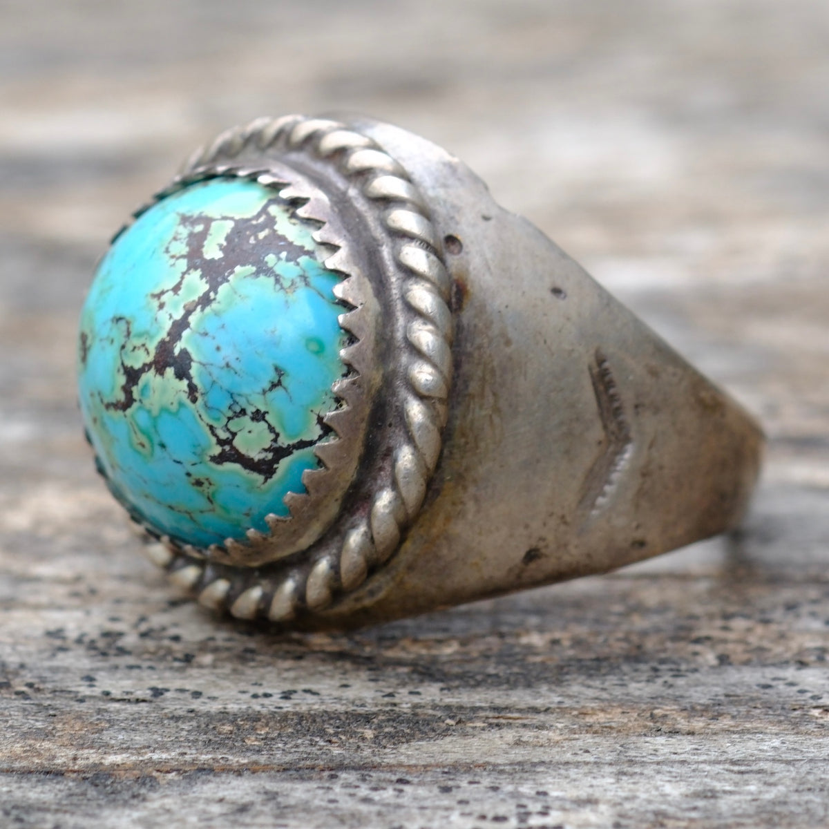 Vintage Sterling Turquoise Stamped Band Ring 8.75