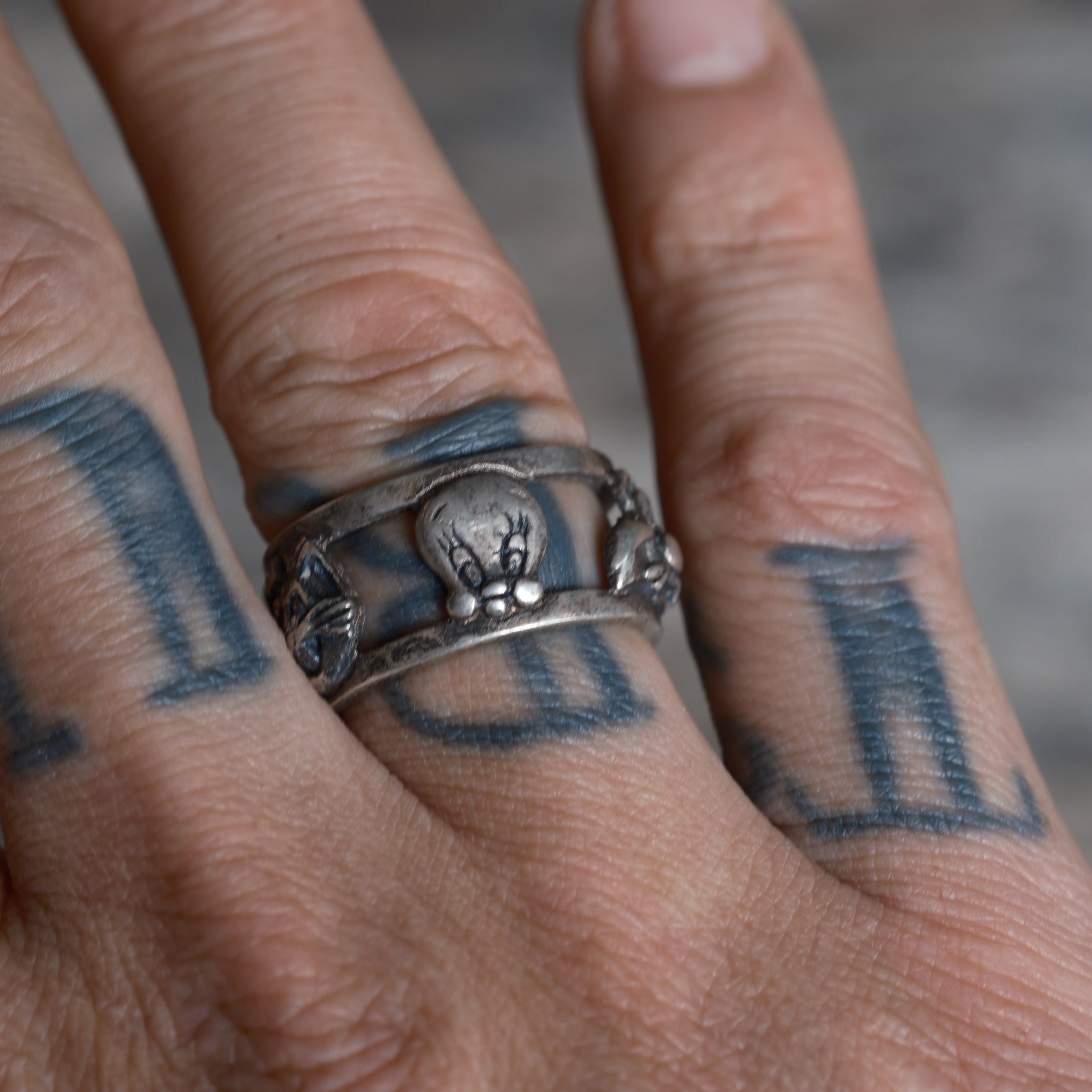 Vintage Sterling Silver Looney Tunes Ring 9