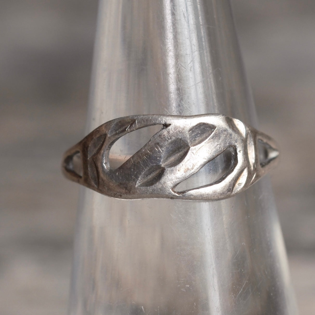Vintage Sterling Silver Modernist Band Ring 5.75