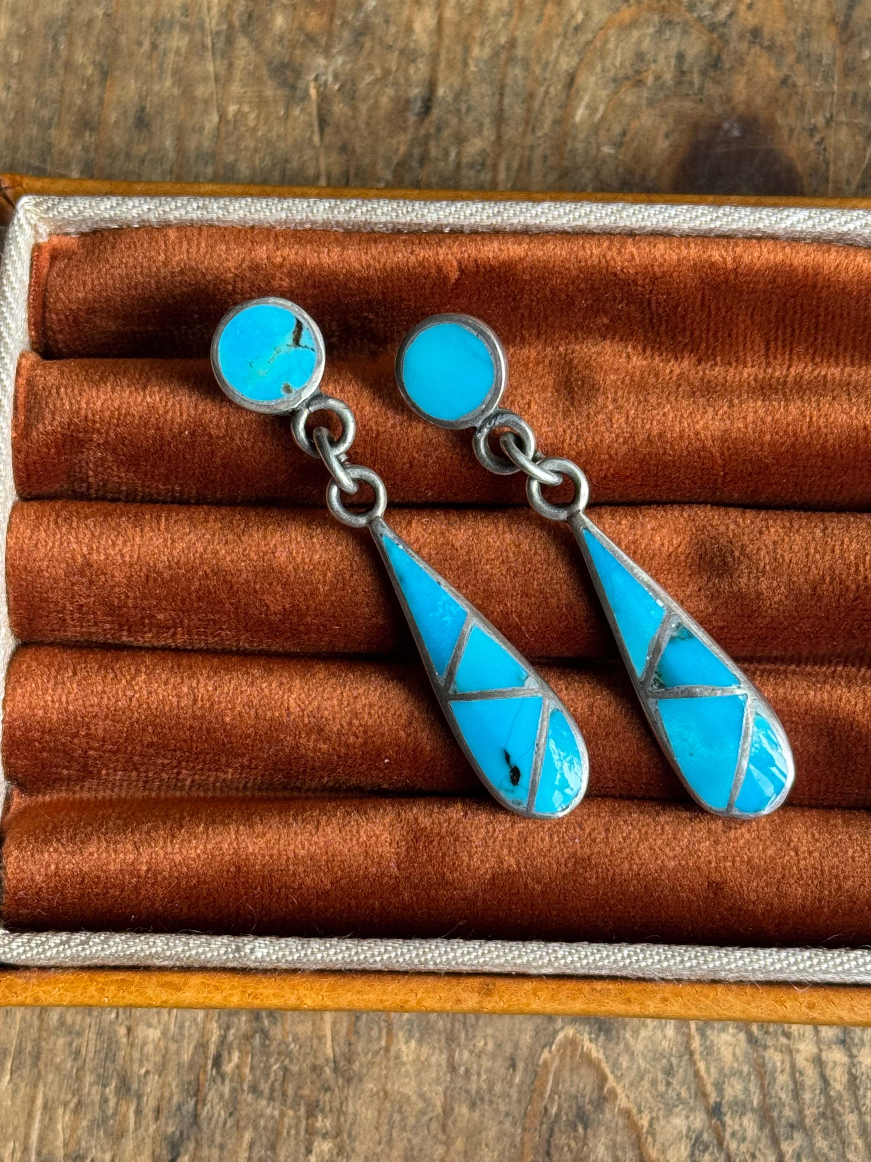 Vintage Sterling Silver Turquoise Teardrop Inlay earrings