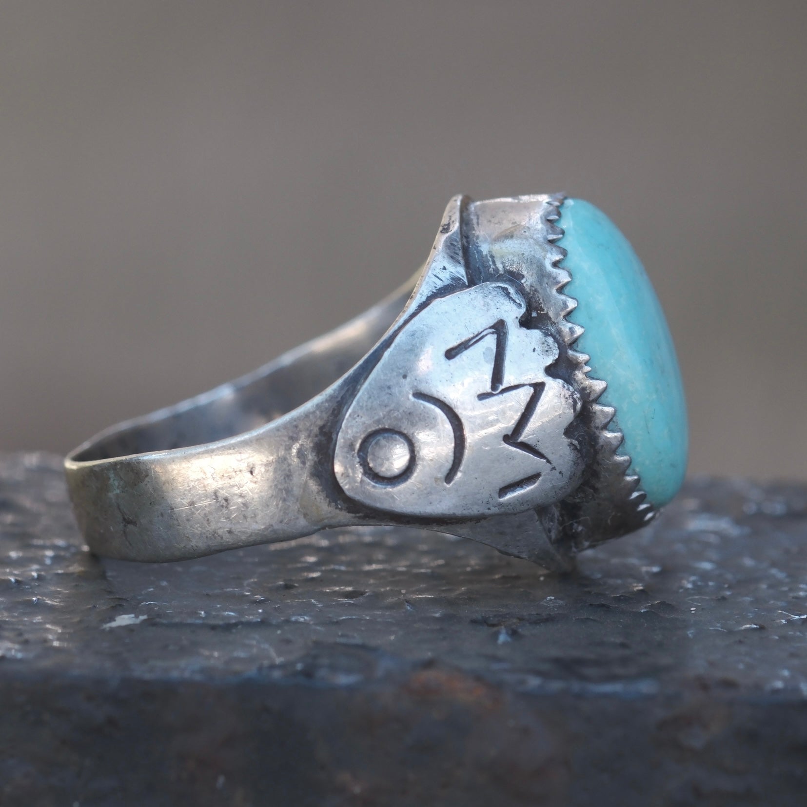 Vintage Sterling Turquoise Stamped Band Ring 8