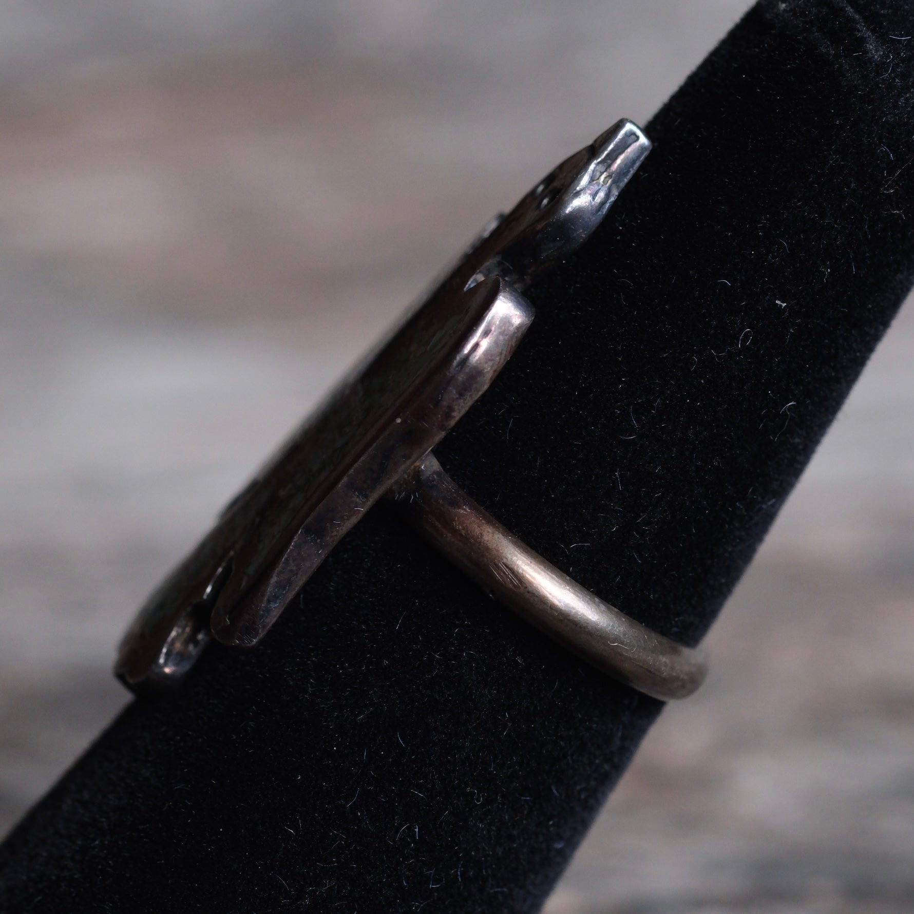 Vintage Sterling Crushed Turquoise Thunderbird Ring 5.5