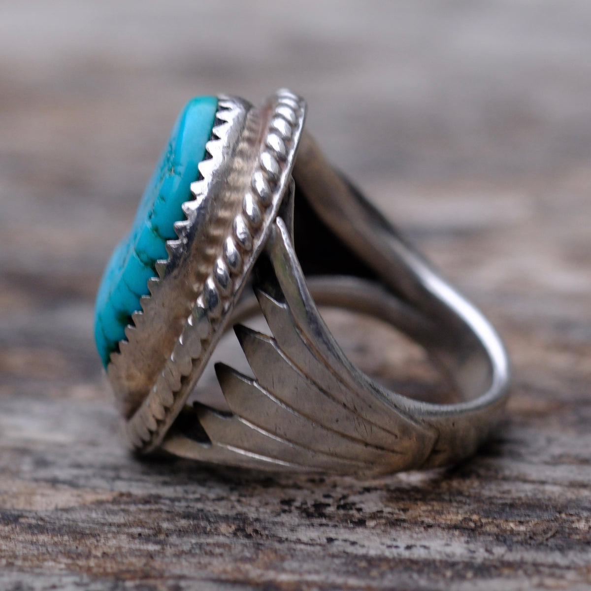 Vintage Sterling Turquoise Ribbed Band Ring 6.75