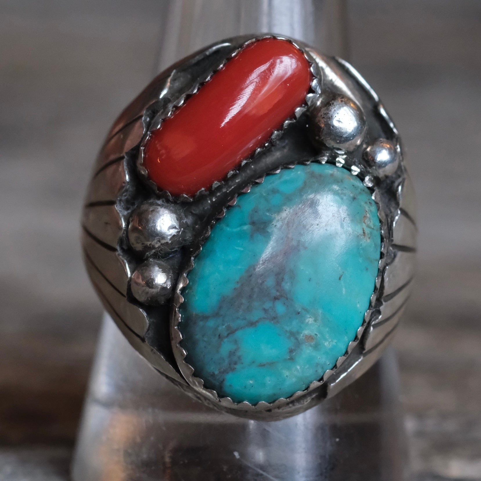 Vintage Sterling Turquoise and Coral Ribbed Band Ring 10.5