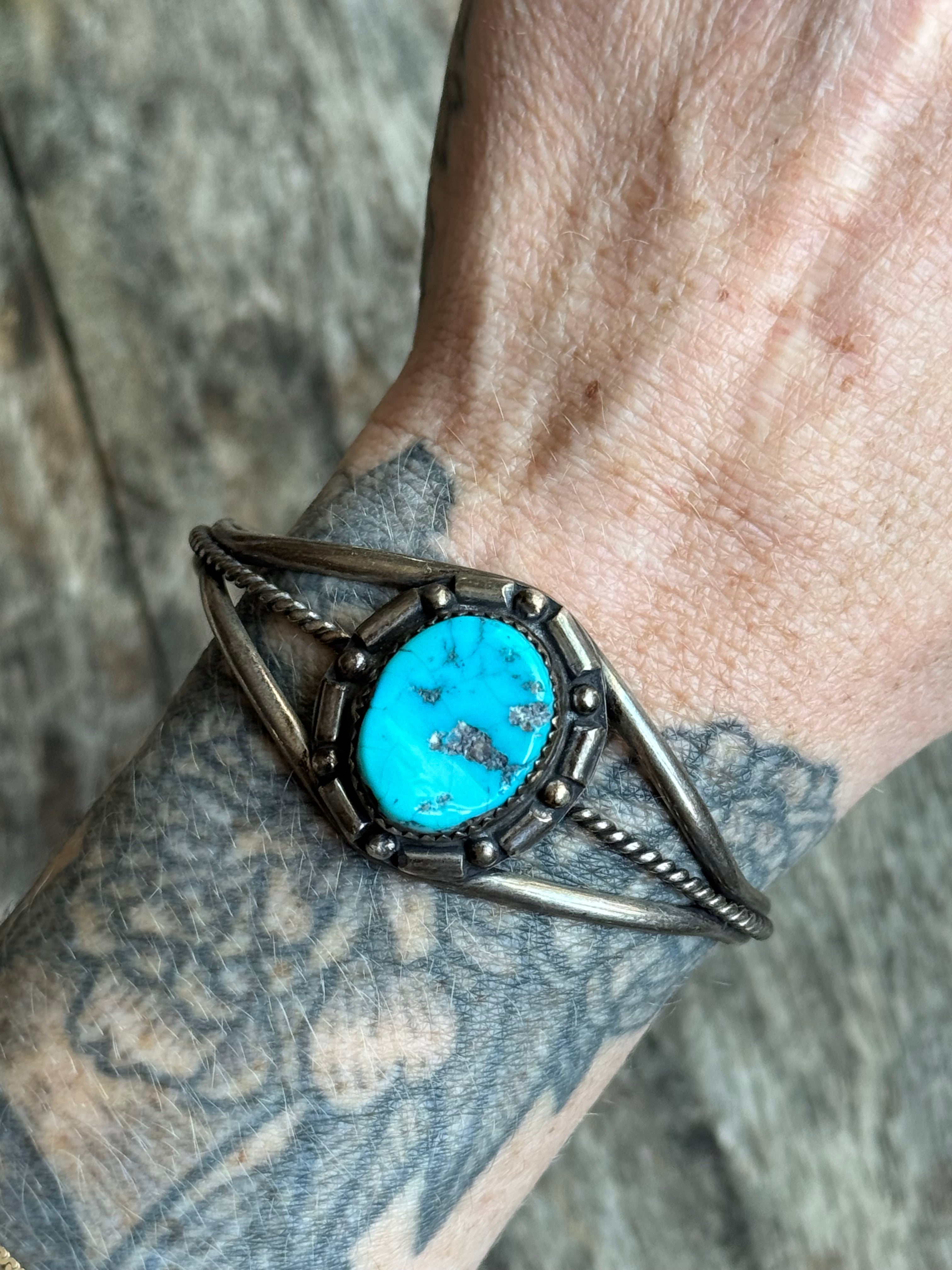 Vintage Sterling Silver Turquoise Roped Cuff