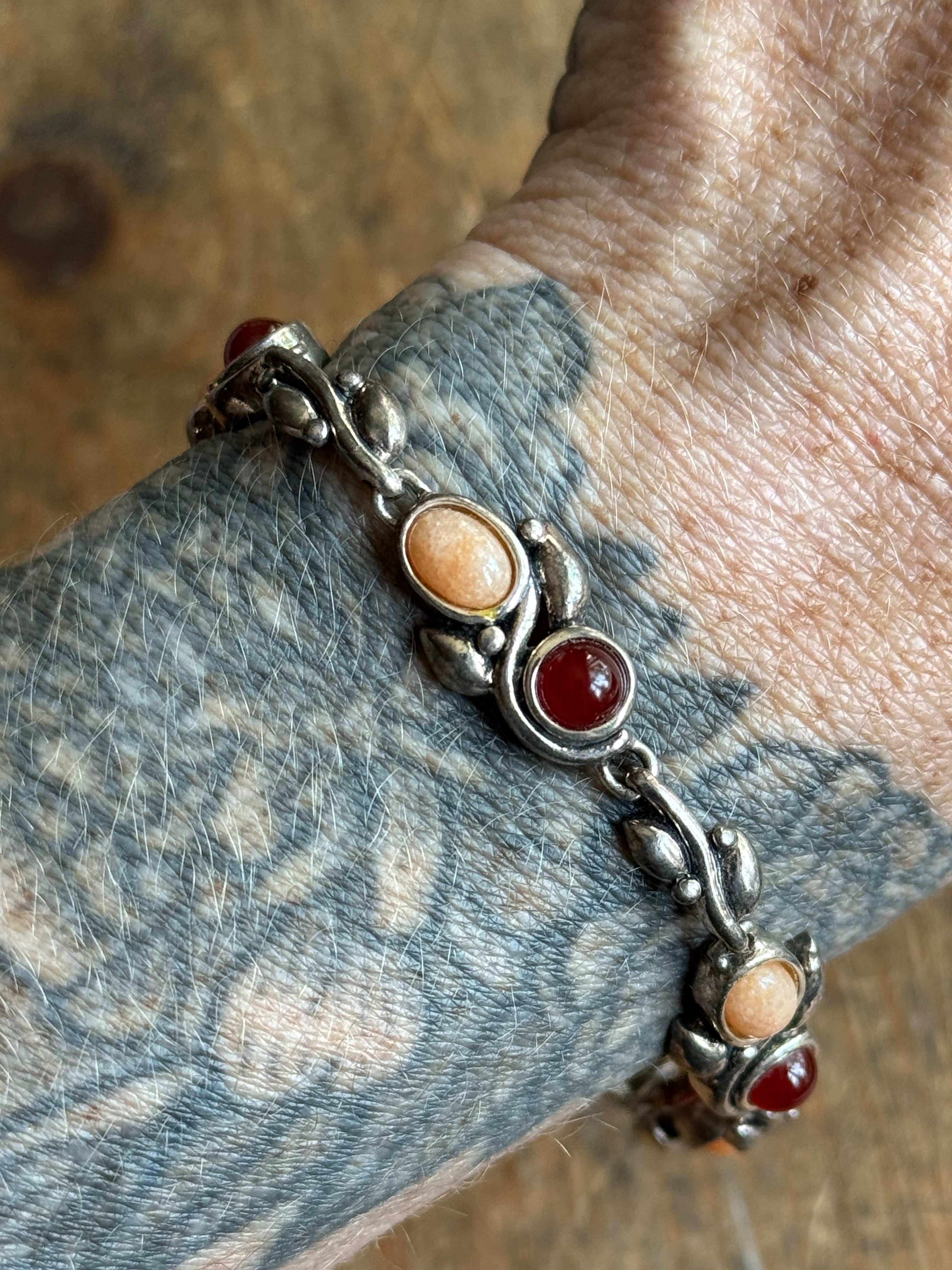 Vintage Sterling Silver 8.25” Carnelian Flower Link Bracelet