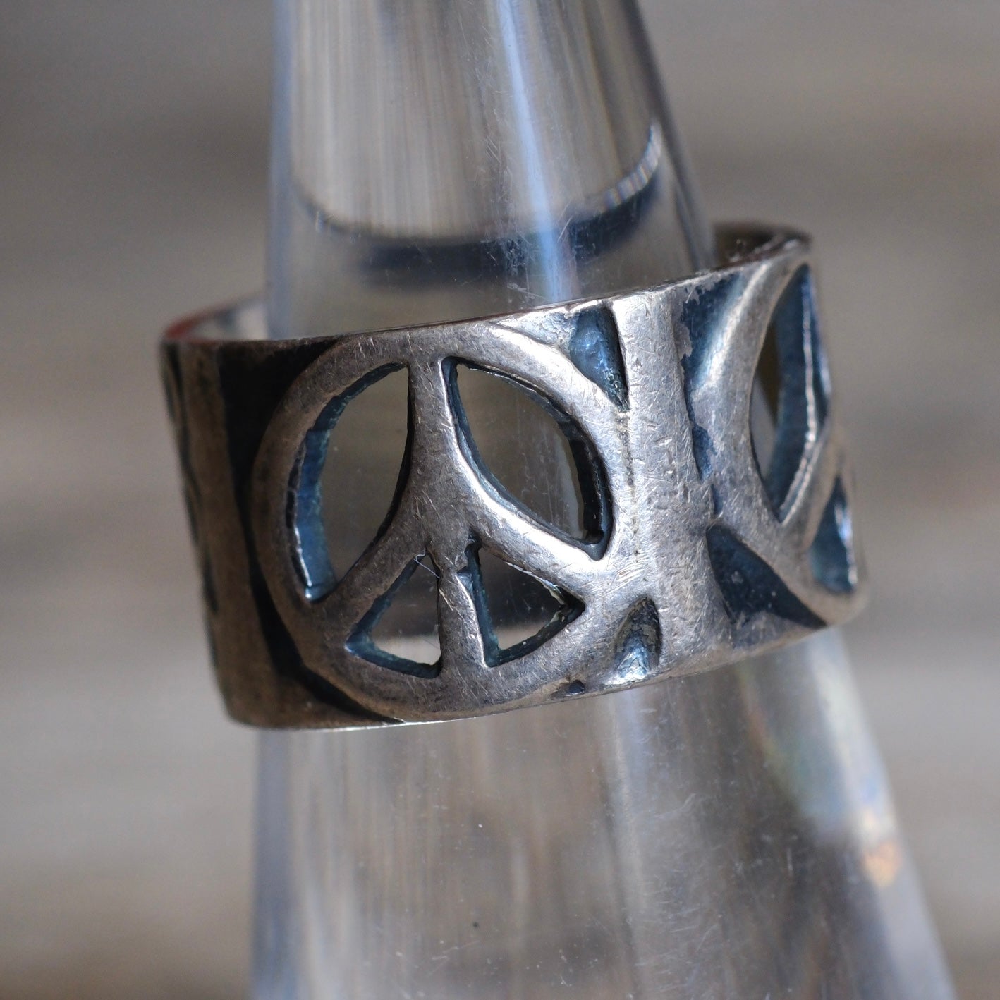 Vintage Sterling Silver Peace Band Ring 5