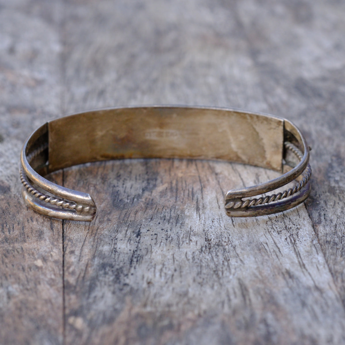 Vintage Sterling Green Cats Eye Cuff Bracelet