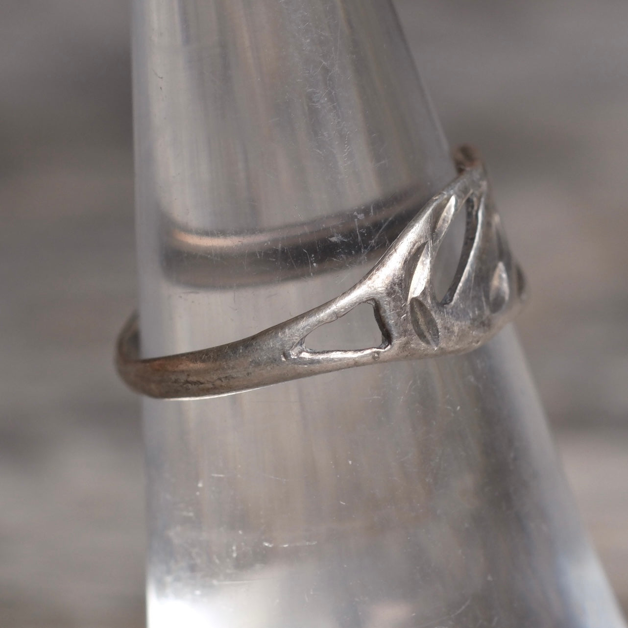 Vintage Sterling Silver Modernist Band Ring 5.75