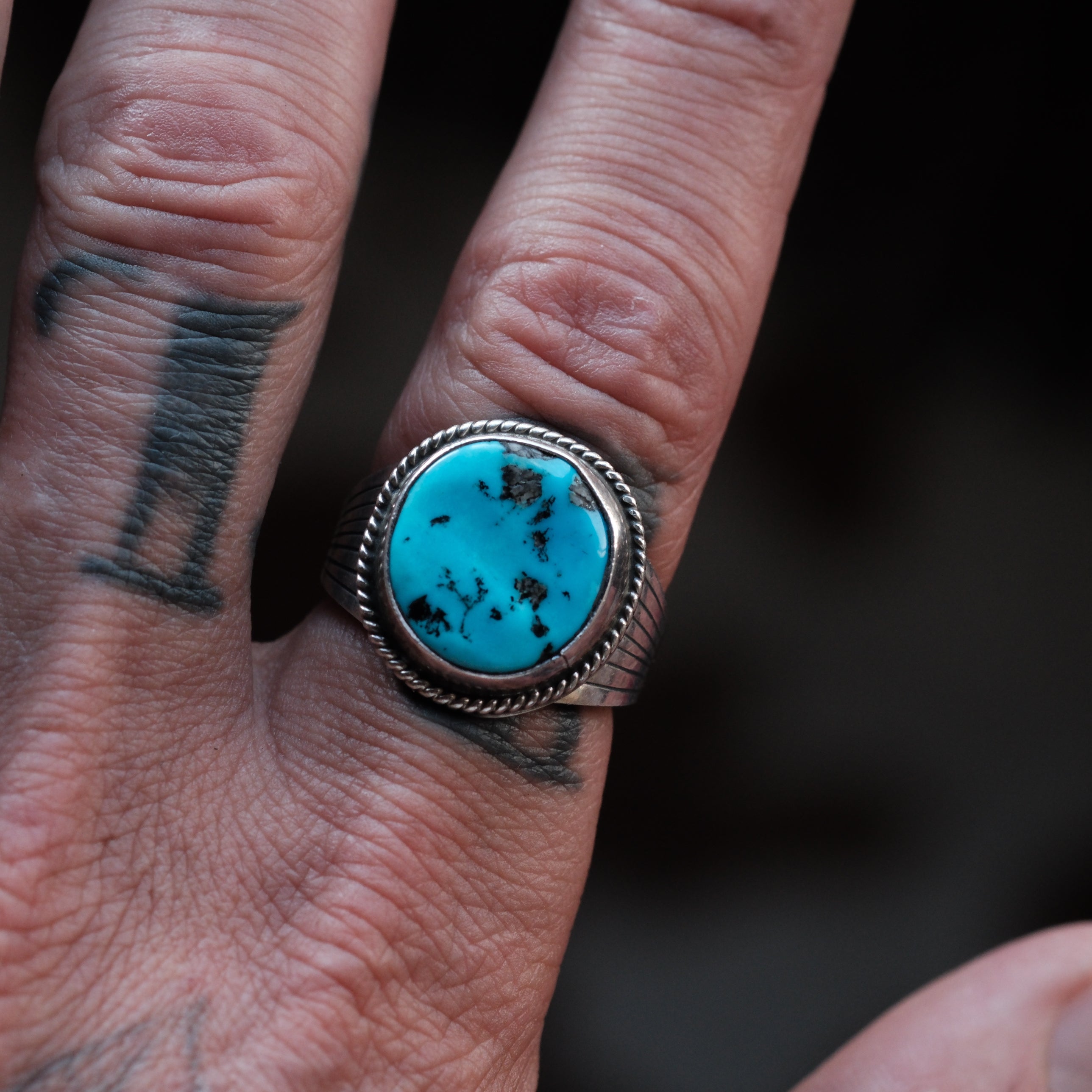 Vintage Sterling Turquoise Ribbed Band Ring 9.25