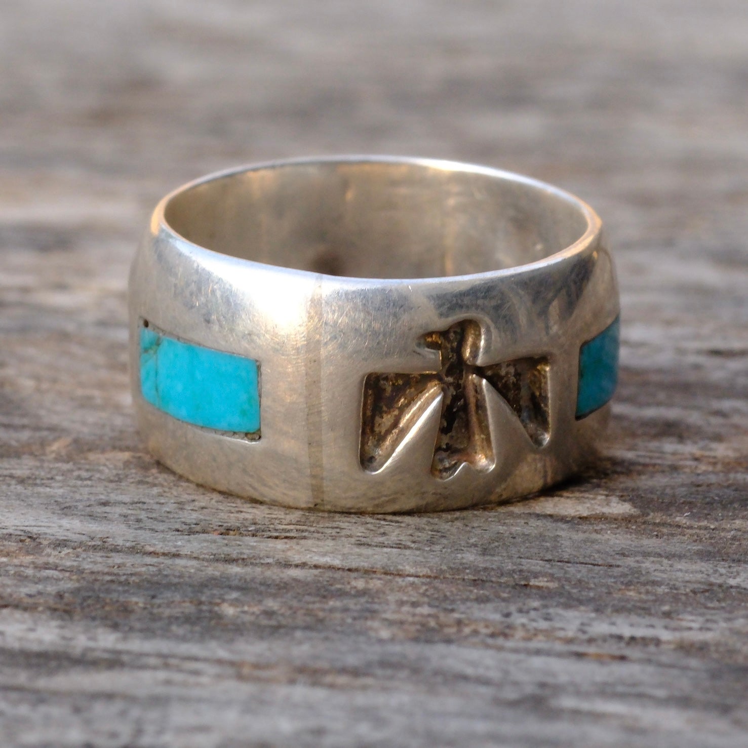 Vintage Sterling Turquoise Thunderbird Band Ring 7