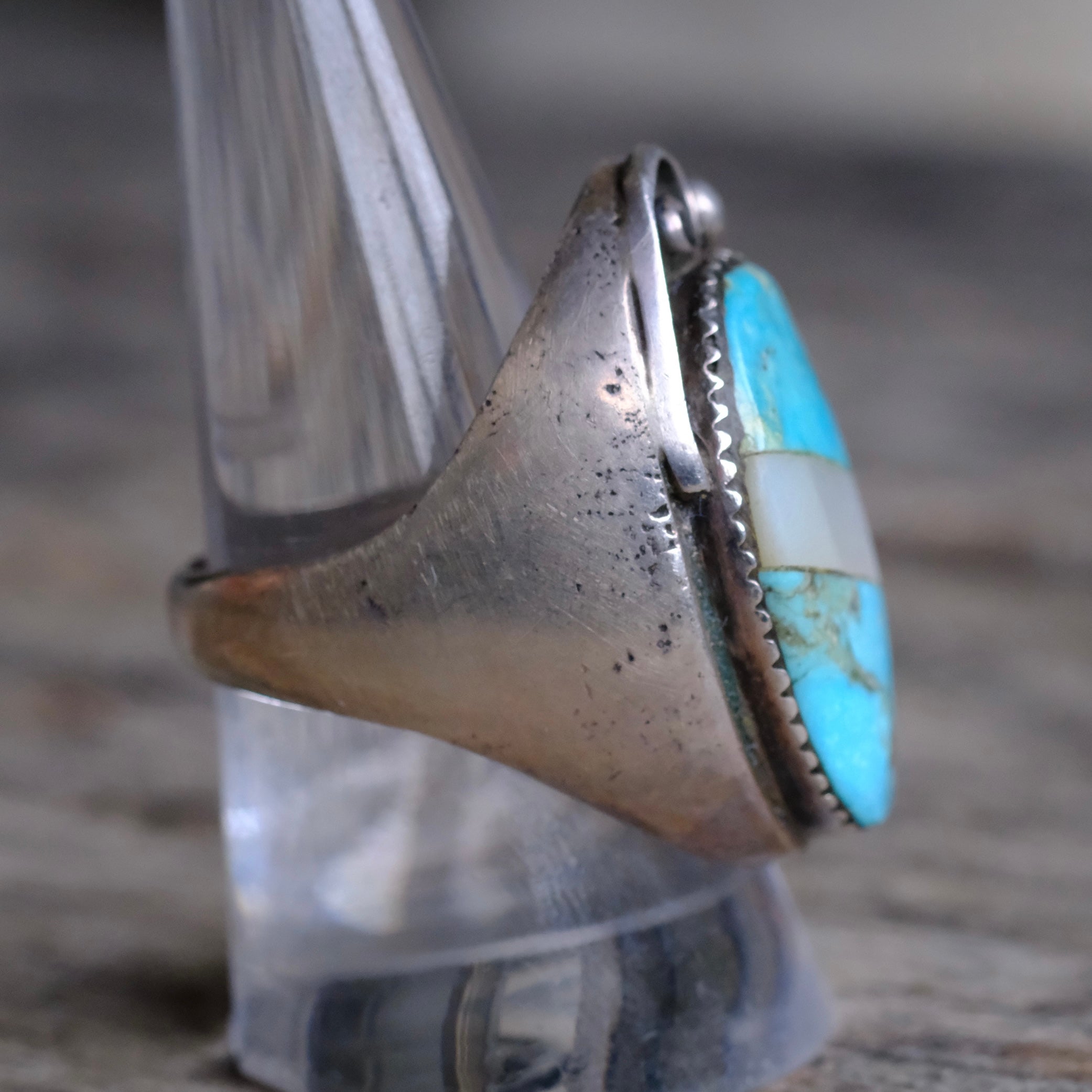 Vintage Sterling Turquoise and Mother Of Pearl Inlay Ring 9.5