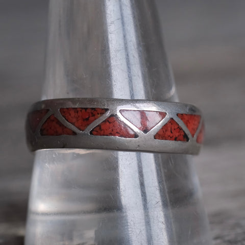 Vintage Sterling Coral Inlay Band 11.5