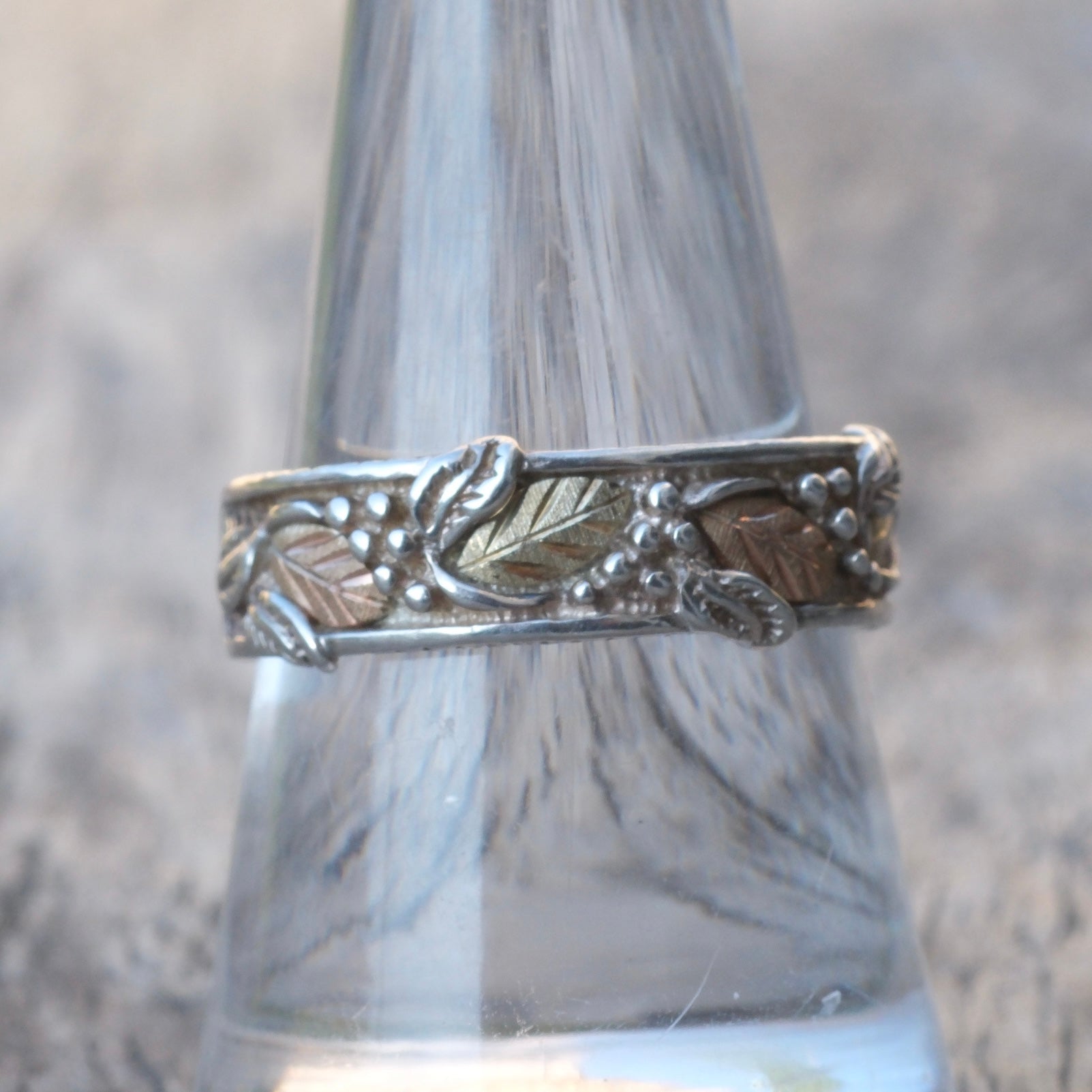 Vintage Sterling and Gold Leaf Band Ring 9