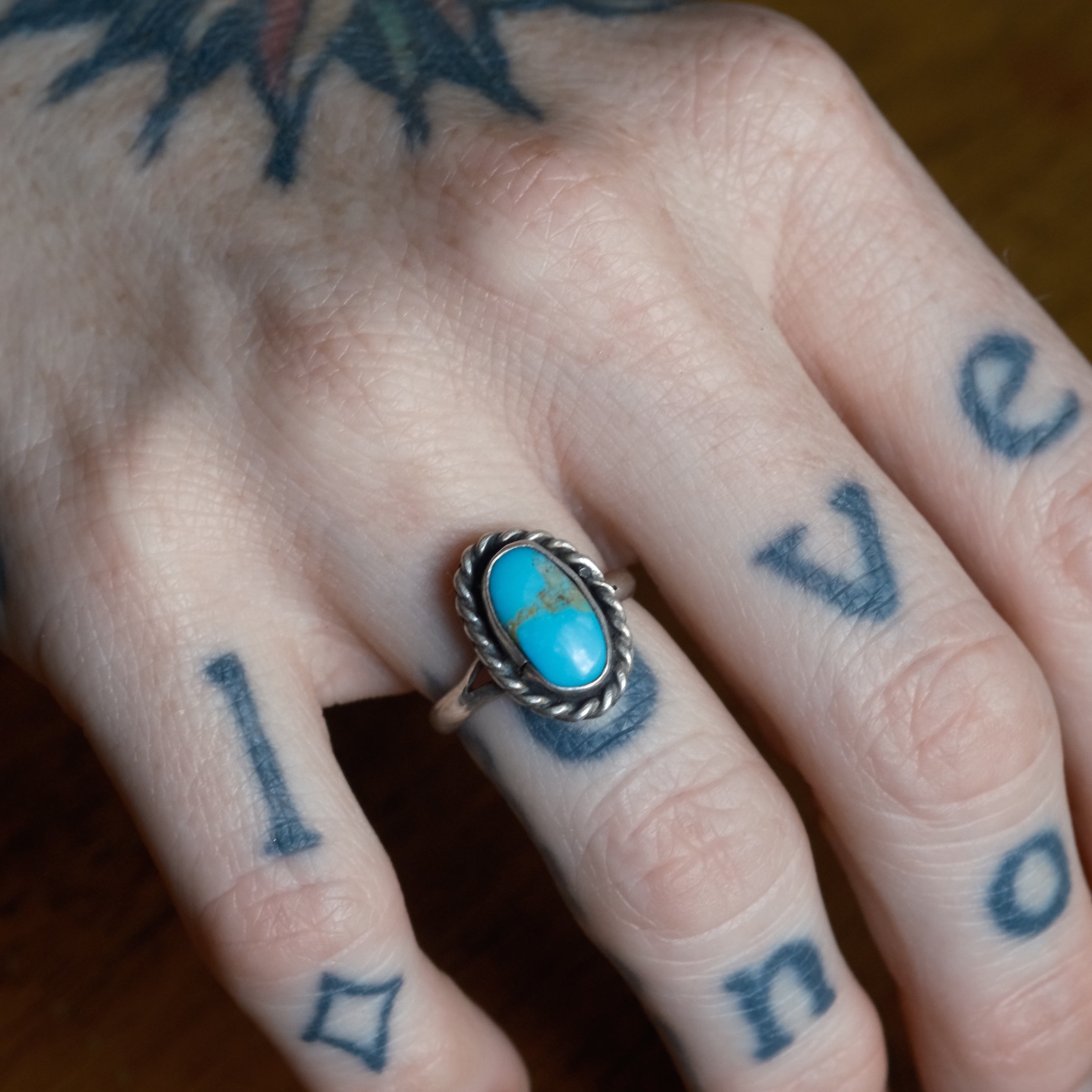 Vintage Sterling Turquoise Roper Ring 5.5