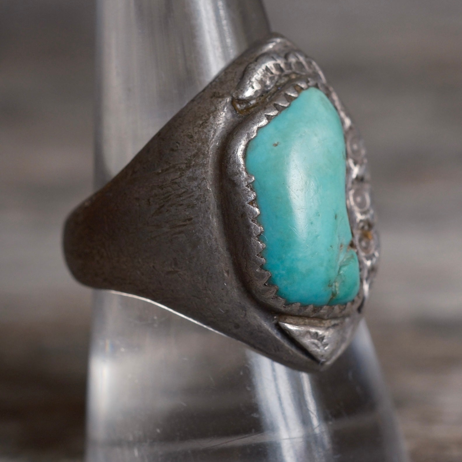 Older Vintage Sterling Chunky Turquoise Ring 8.75